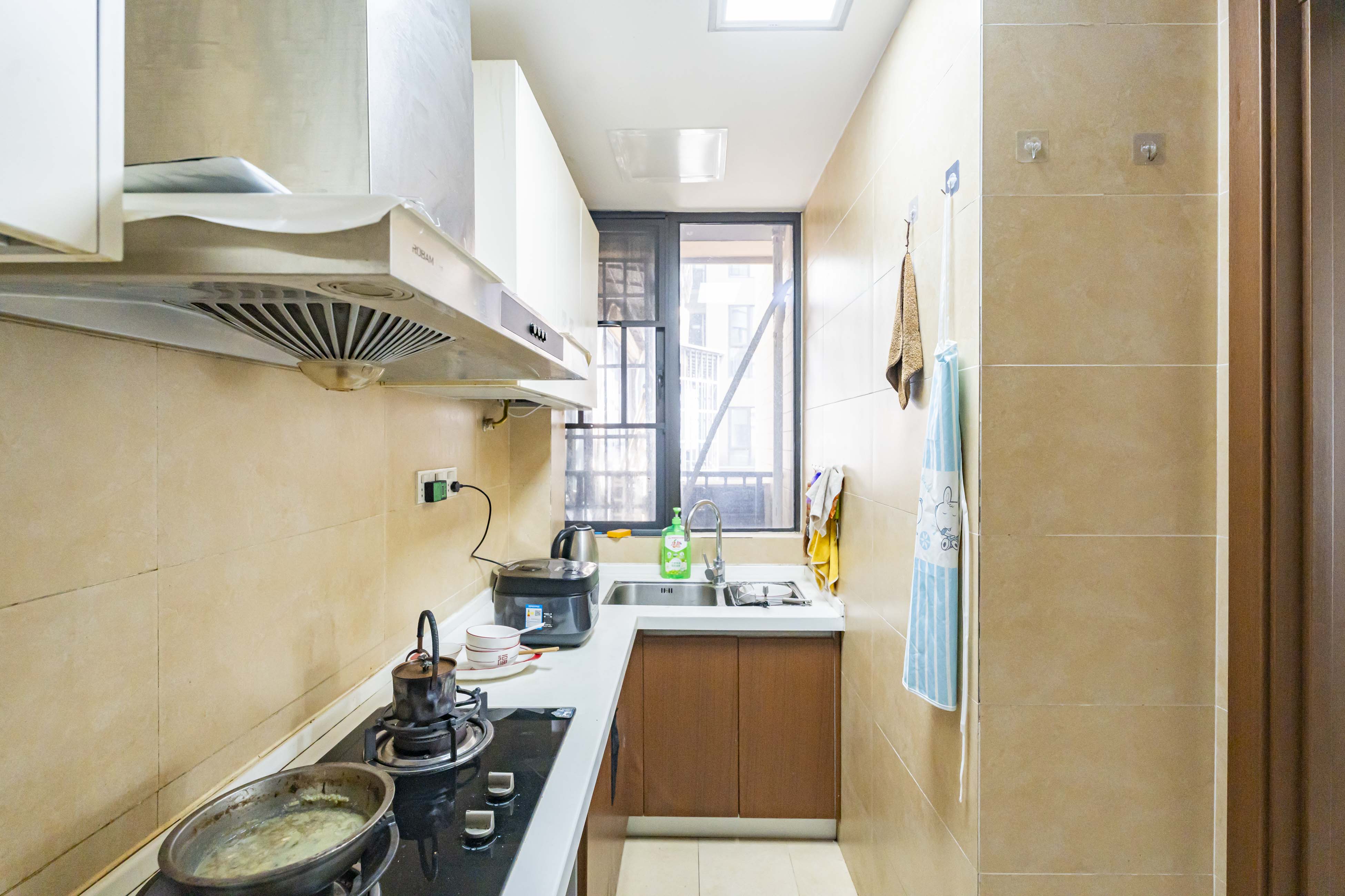 旺德府恺悦国际 3室2厅2卫 72.6万 旺德府恺悦国际 3室2厅2卫 72.6万厨房