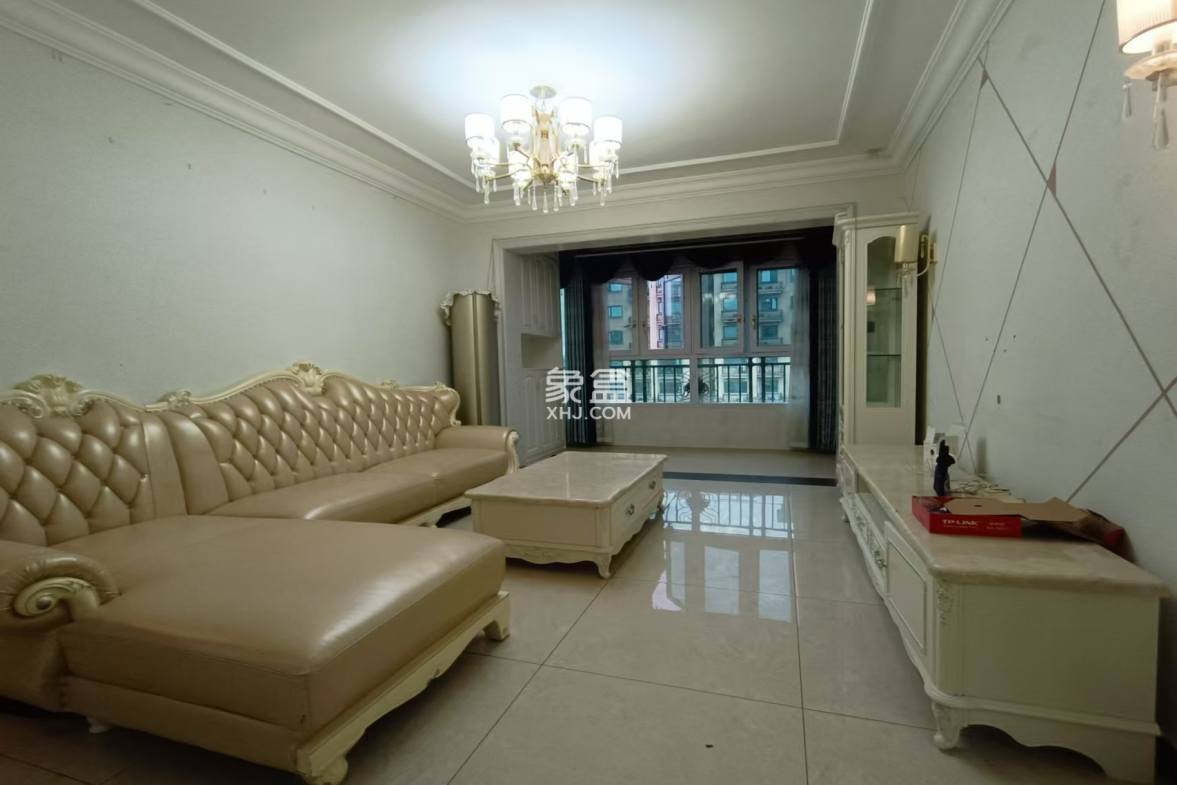 恒大绿洲 3室2厅2卫 2500.0元/月 恒大绿洲 3室2厅2卫 2500.0元/月室内图