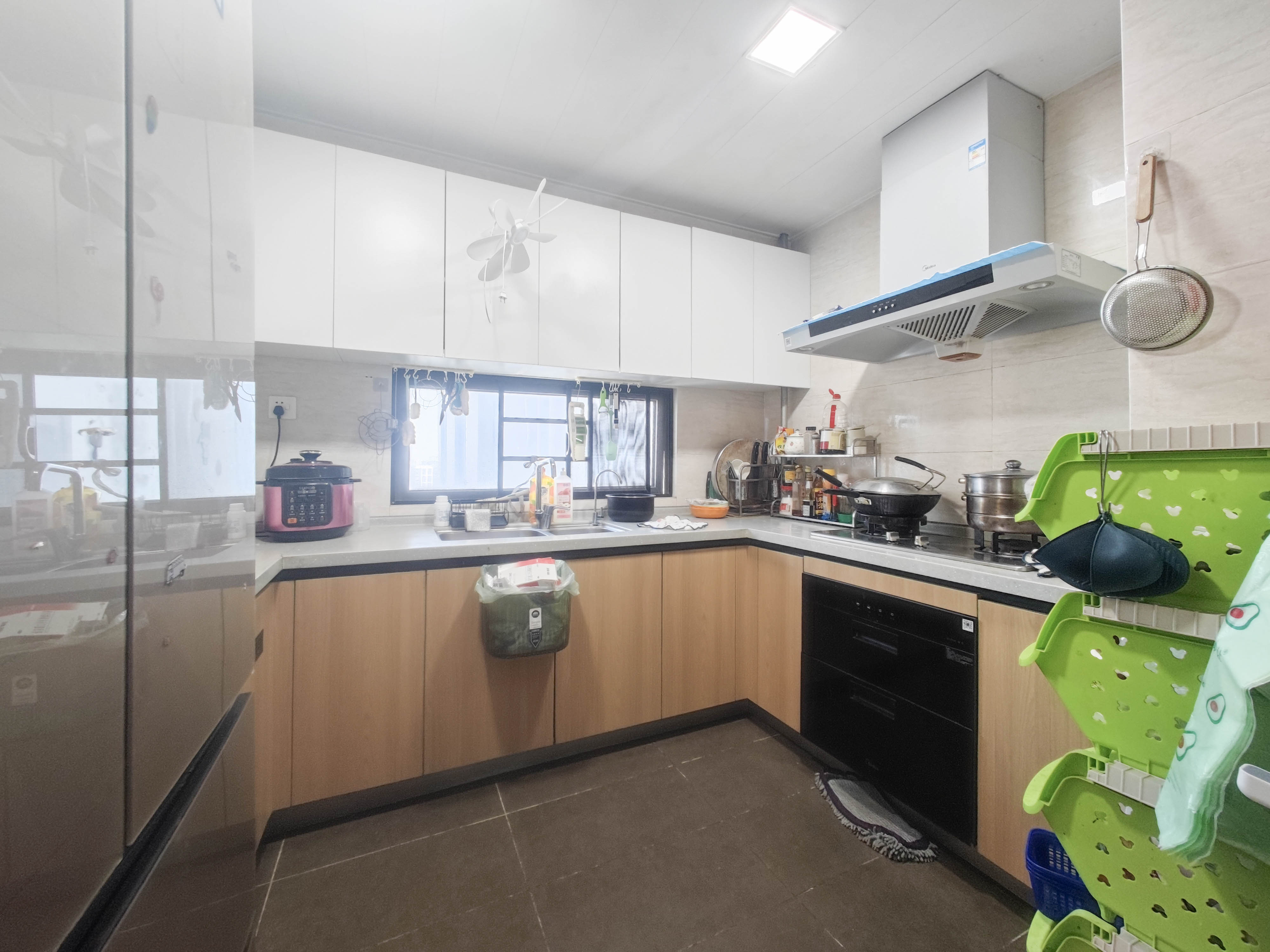 万科魅力之城非凡里 3室2厅2卫 105.0万 万科魅力之城非凡里 3室2厅2卫 105.0万其他