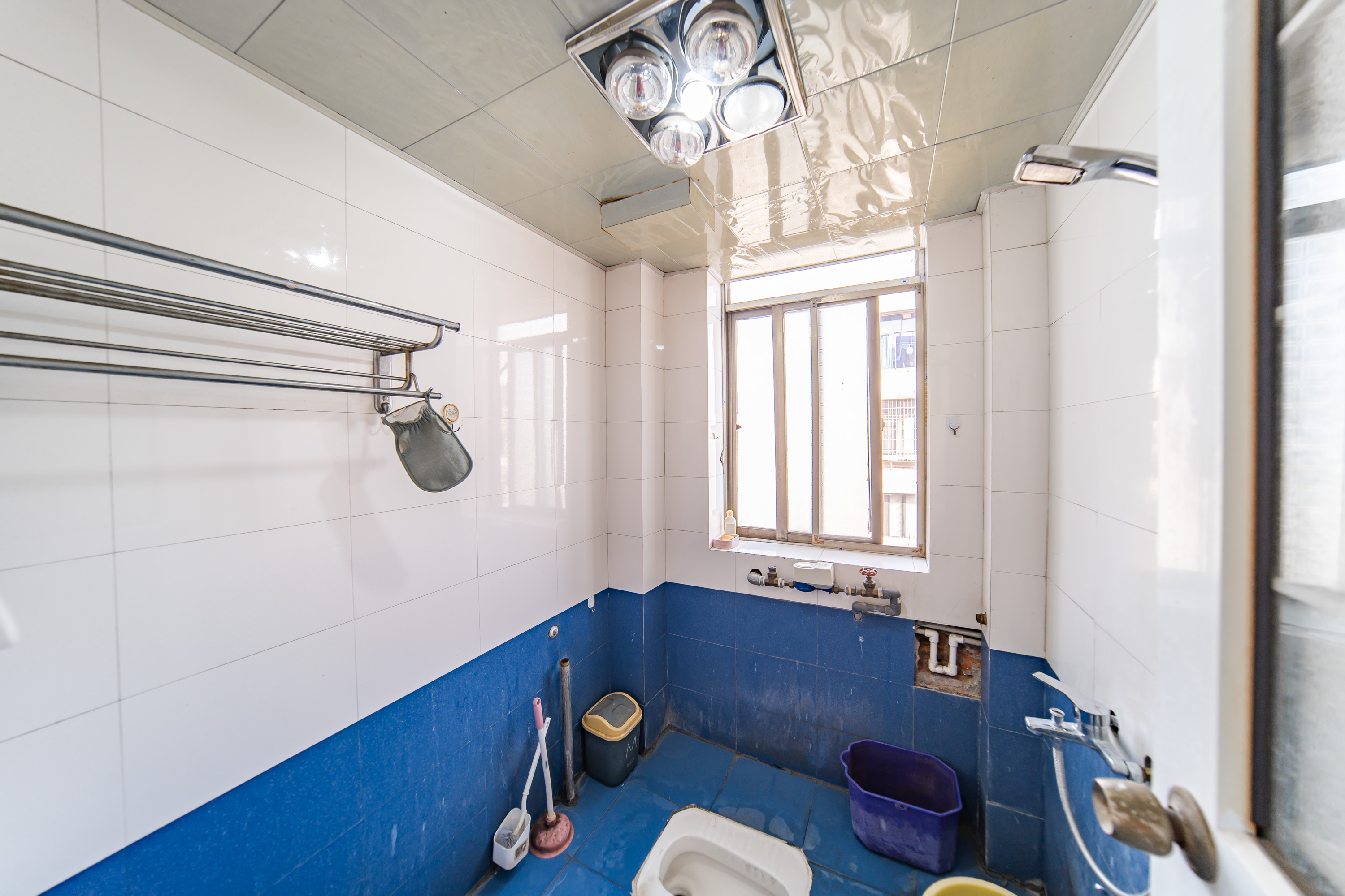 矿冶研究院(科学村社区) 3室2厅1卫 54.0万 矿冶研究院(科学村社区) 3室2厅1卫 54.0万卫生间