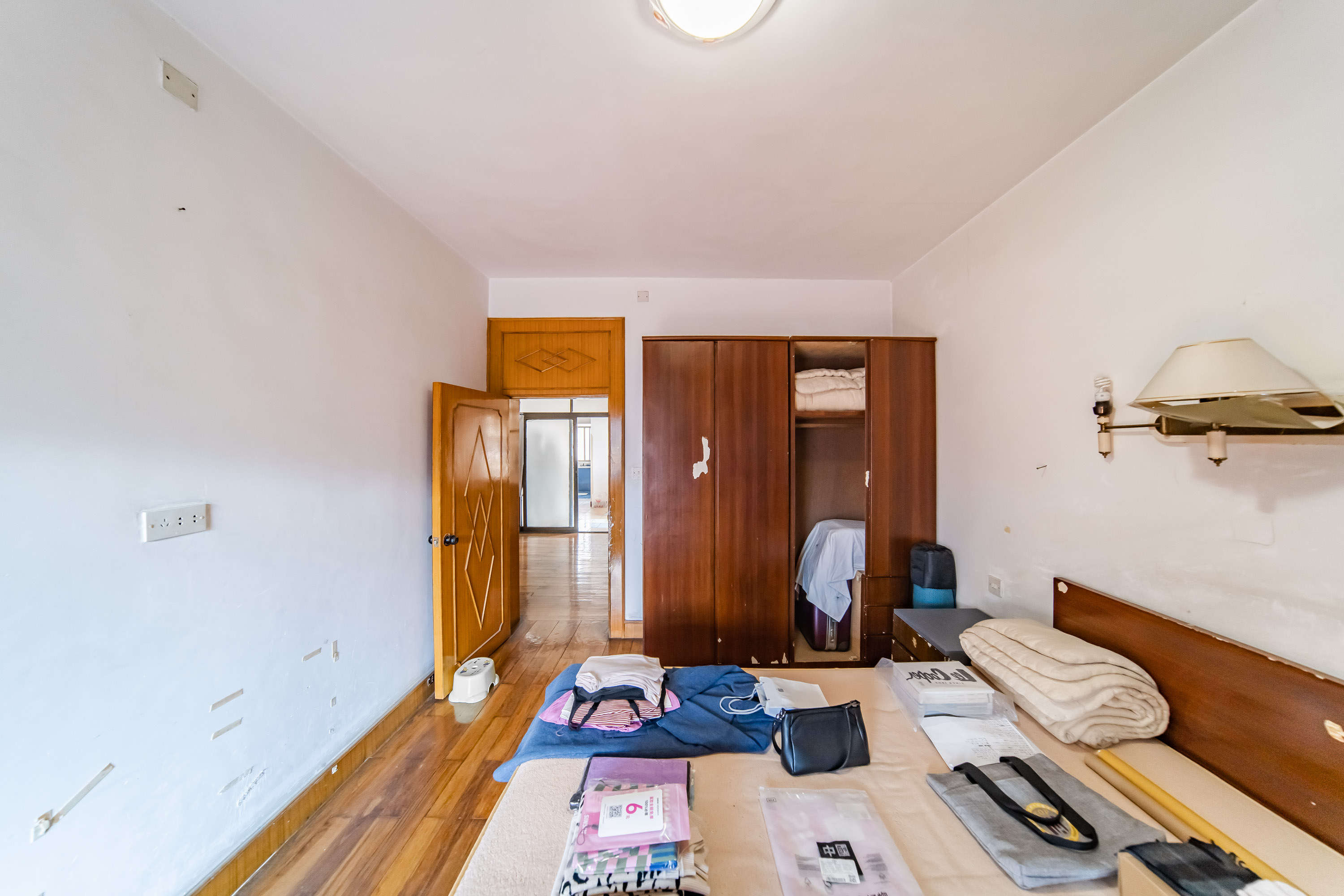 矿冶研究院(科学村社区) 3室2厅1卫 54.0万 矿冶研究院(科学村社区) 3室2厅1卫 54.0万卧室