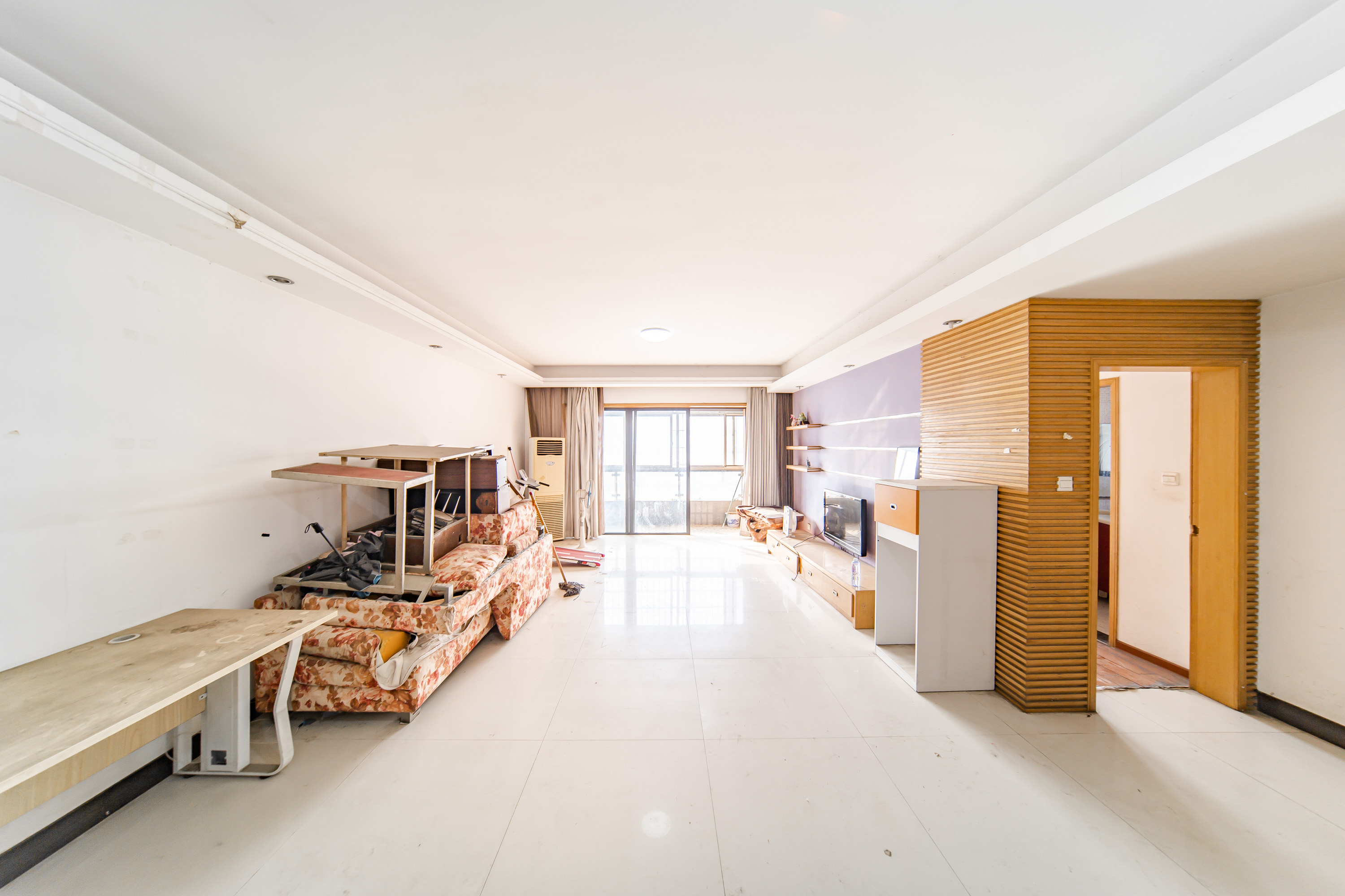 阳光100一期、四五期 3室2厅2卫 90.0万 阳光100一期、四五期 3室2厅2卫 90.0万客厅