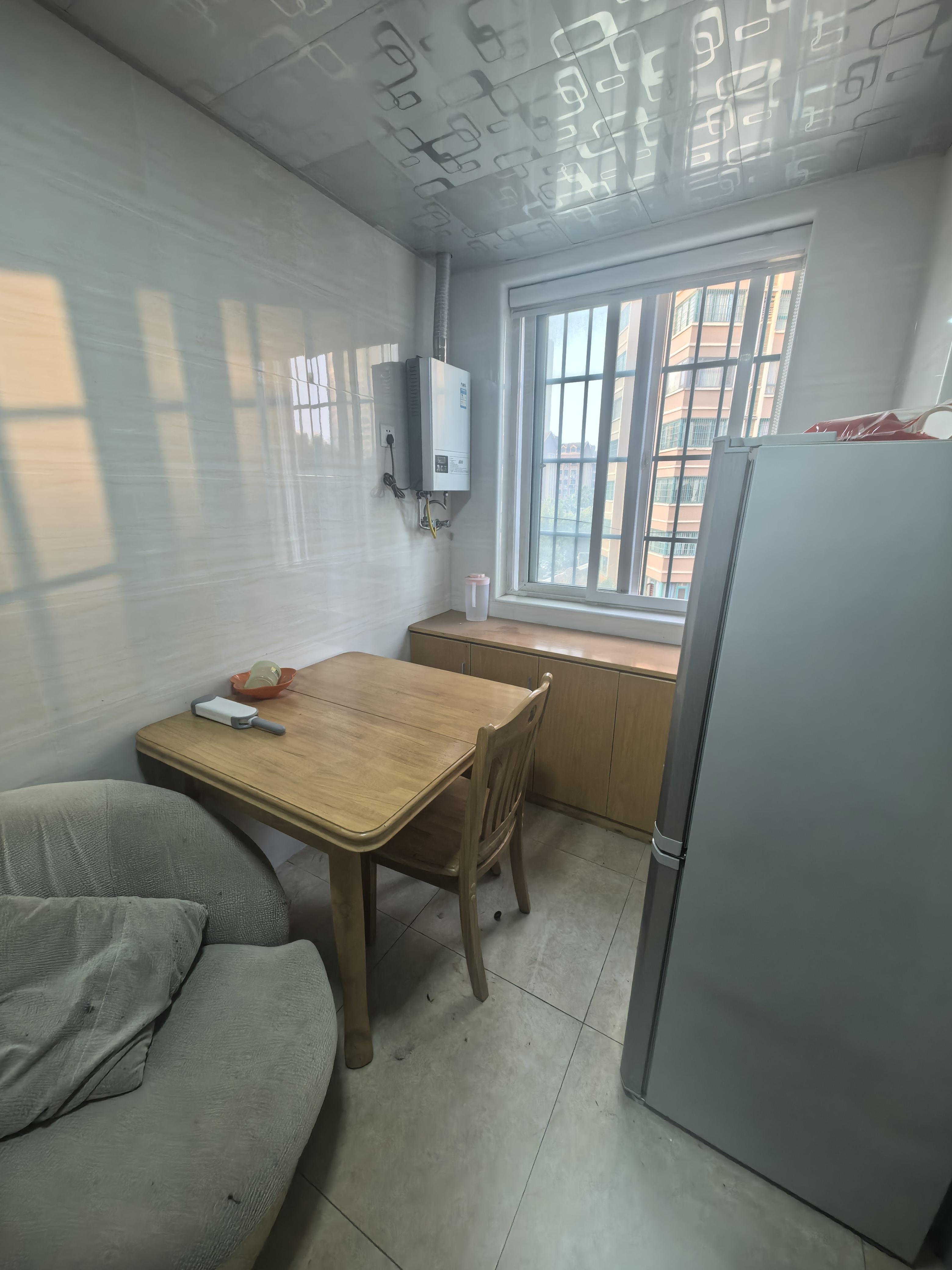 冠都现代城(冠都幸福彼岸) 1室1厅1卫 900.0元/月 冠都现代城(冠都幸福彼岸) 1室1厅1卫 900.0元/月室内图