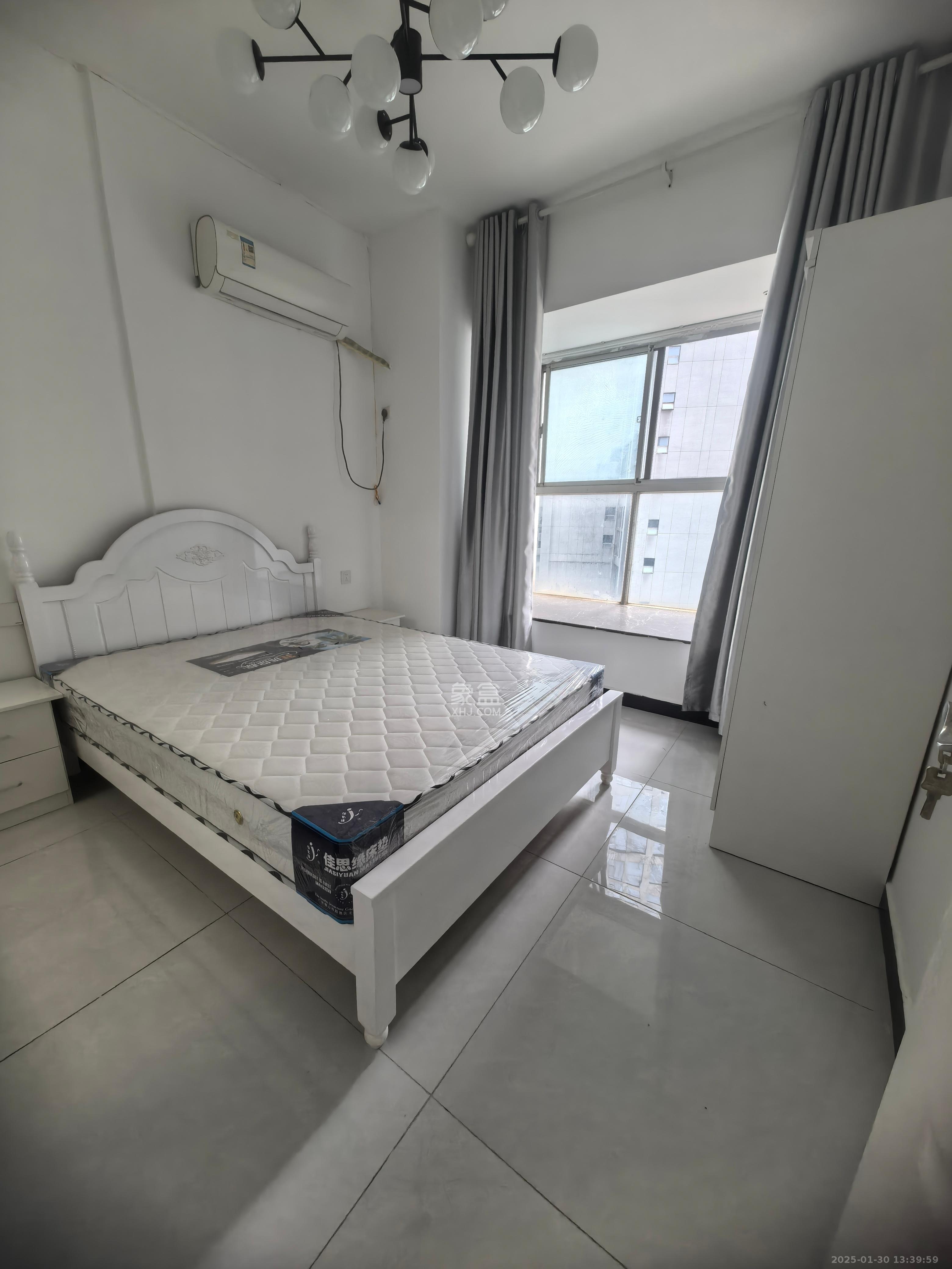 颐美会现代城 1室0厅0卫 2480.0元/月 颐美会现代城 1室0厅0卫 2480.0元/月室内图