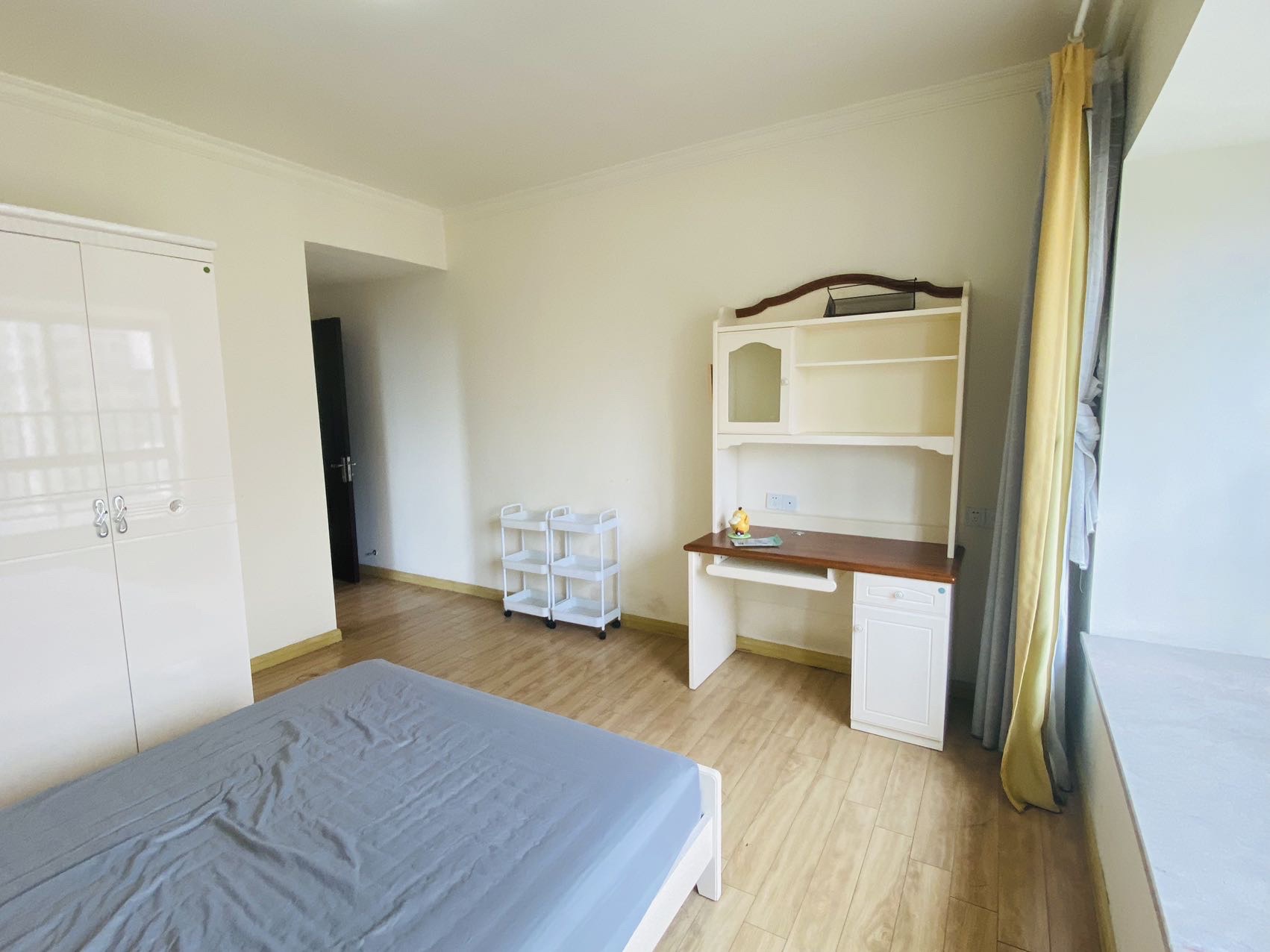 碧桂园 4室2厅2卫 2000.0元/月 碧桂园 4室2厅2卫 2000.0元/月室内图