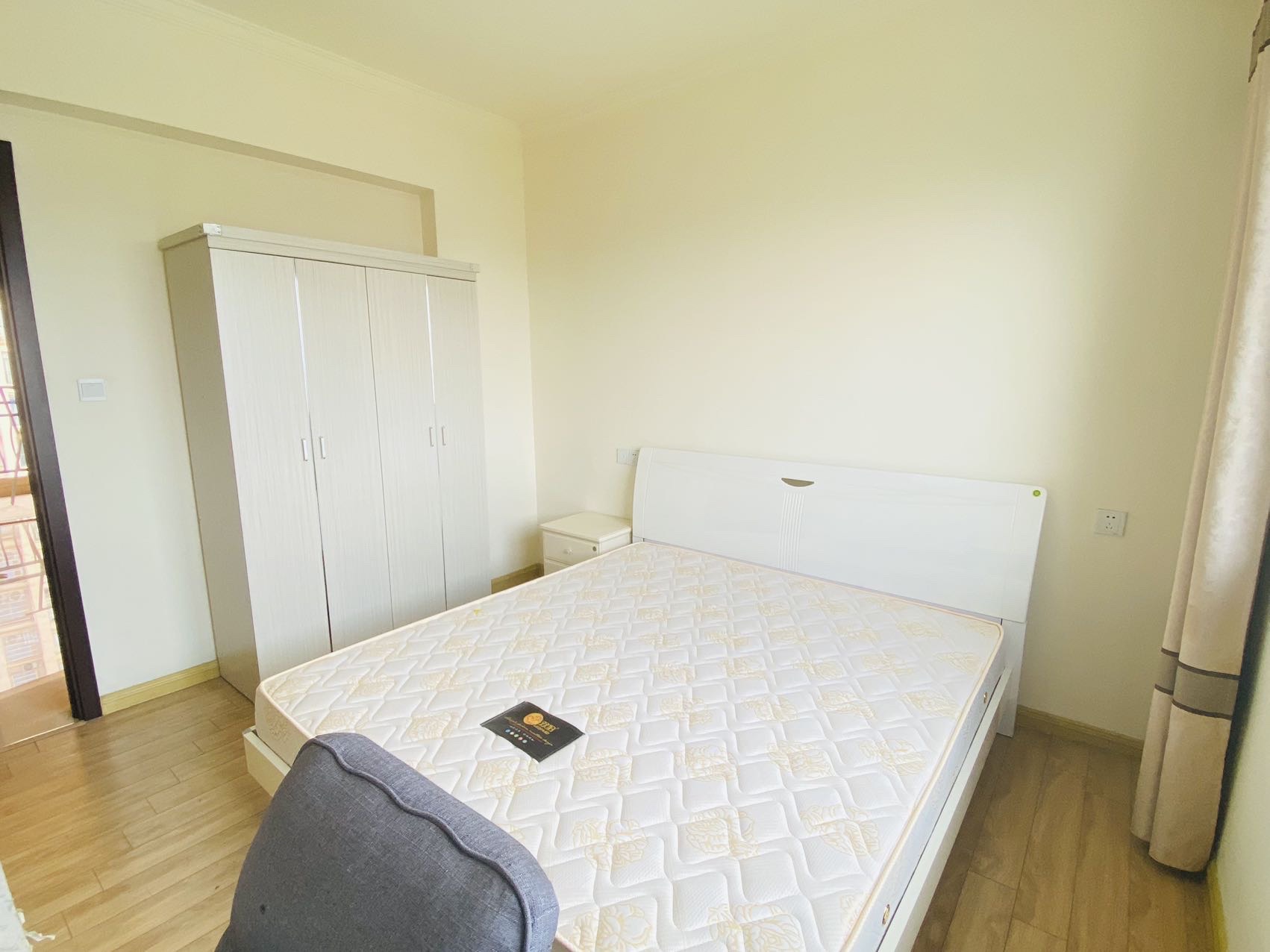 碧桂园 4室2厅2卫 2000.0元/月 碧桂园 4室2厅2卫 2000.0元/月室内图