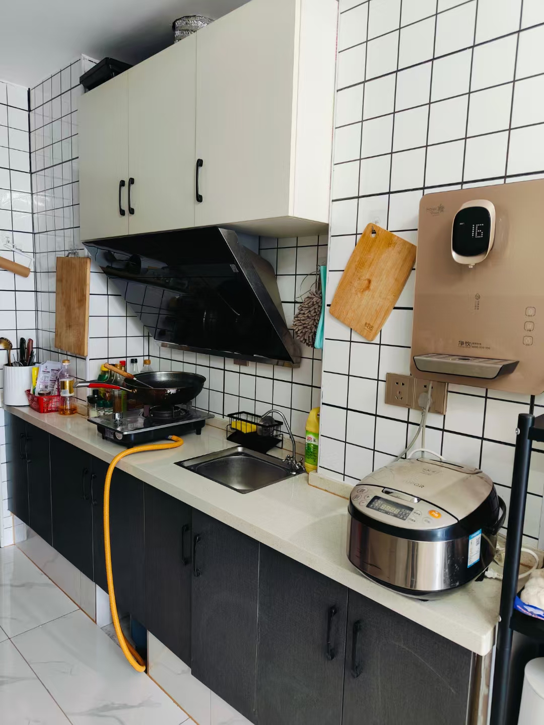 五洲富隆中心  1室1厅1卫    900.0元/月室内图