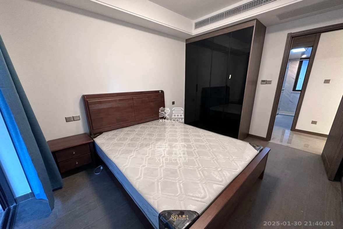 龙湖春江天玺 3室2厅2卫 3800.0元/月 龙湖春江天玺 3室2厅2卫 3800.0元/月室内图