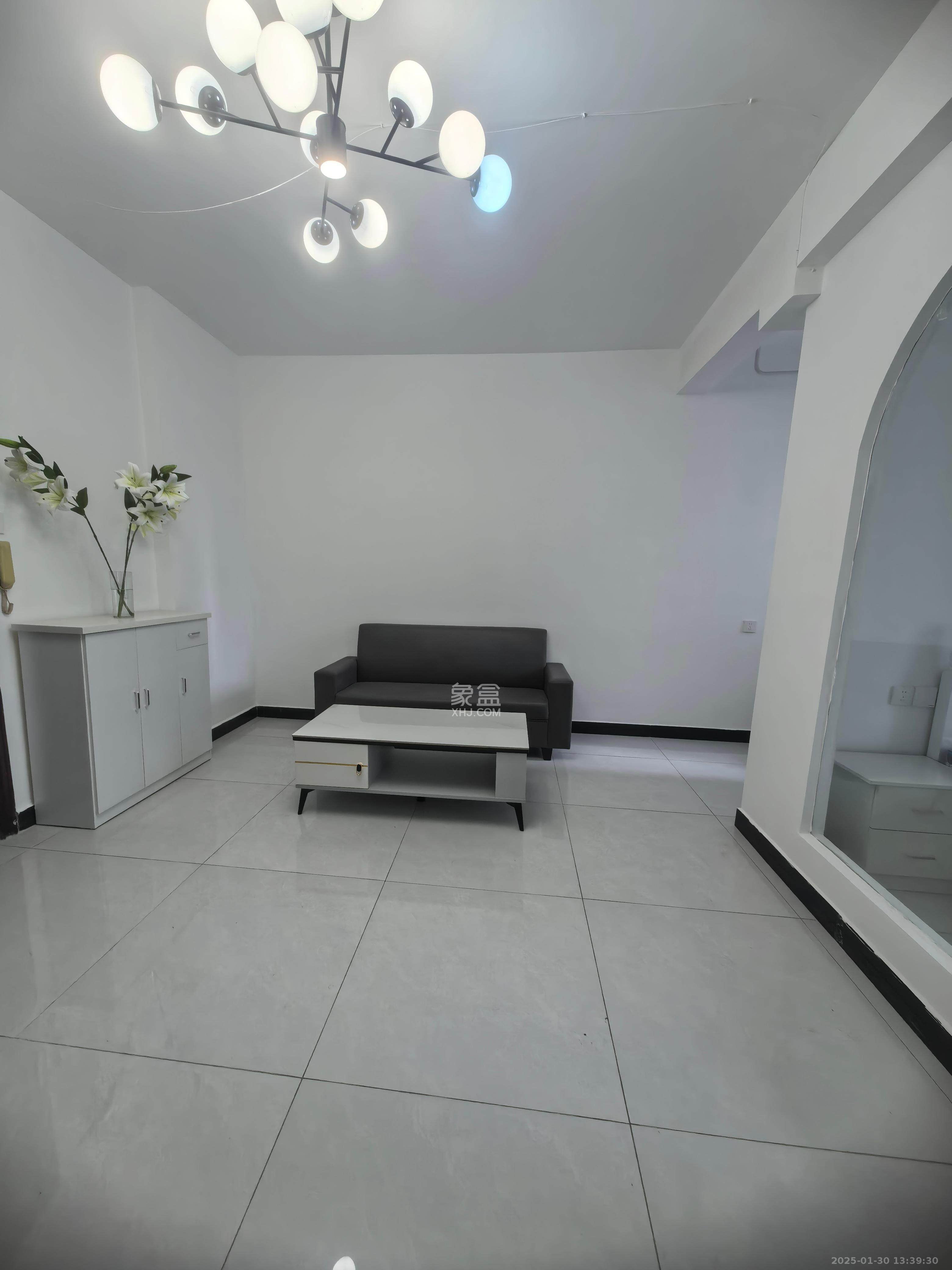 颐美会现代城 1室0厅0卫 2480.0元/月 颐美会现代城 1室0厅0卫 2480.0元/月室内图