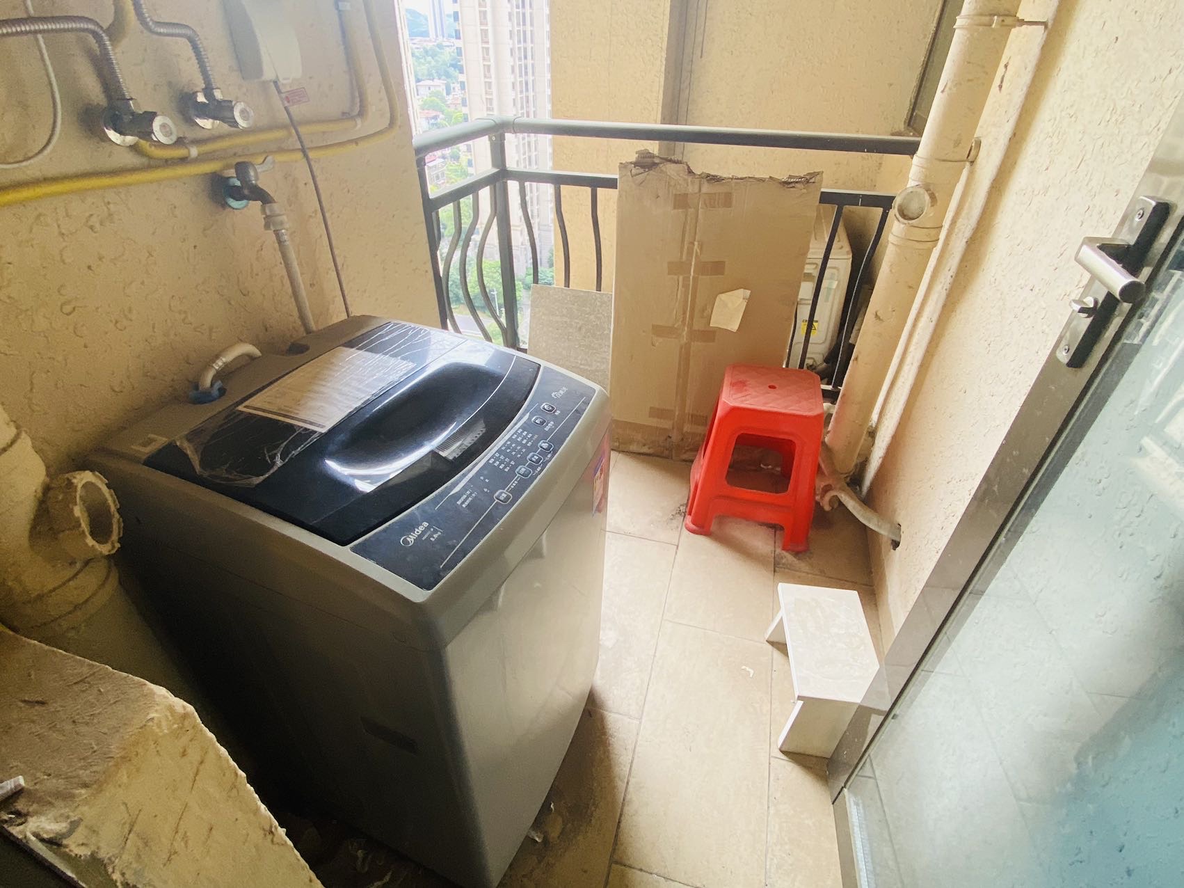 碧桂园 4室2厅2卫 2000.0元/月 碧桂园 4室2厅2卫 2000.0元/月室内图