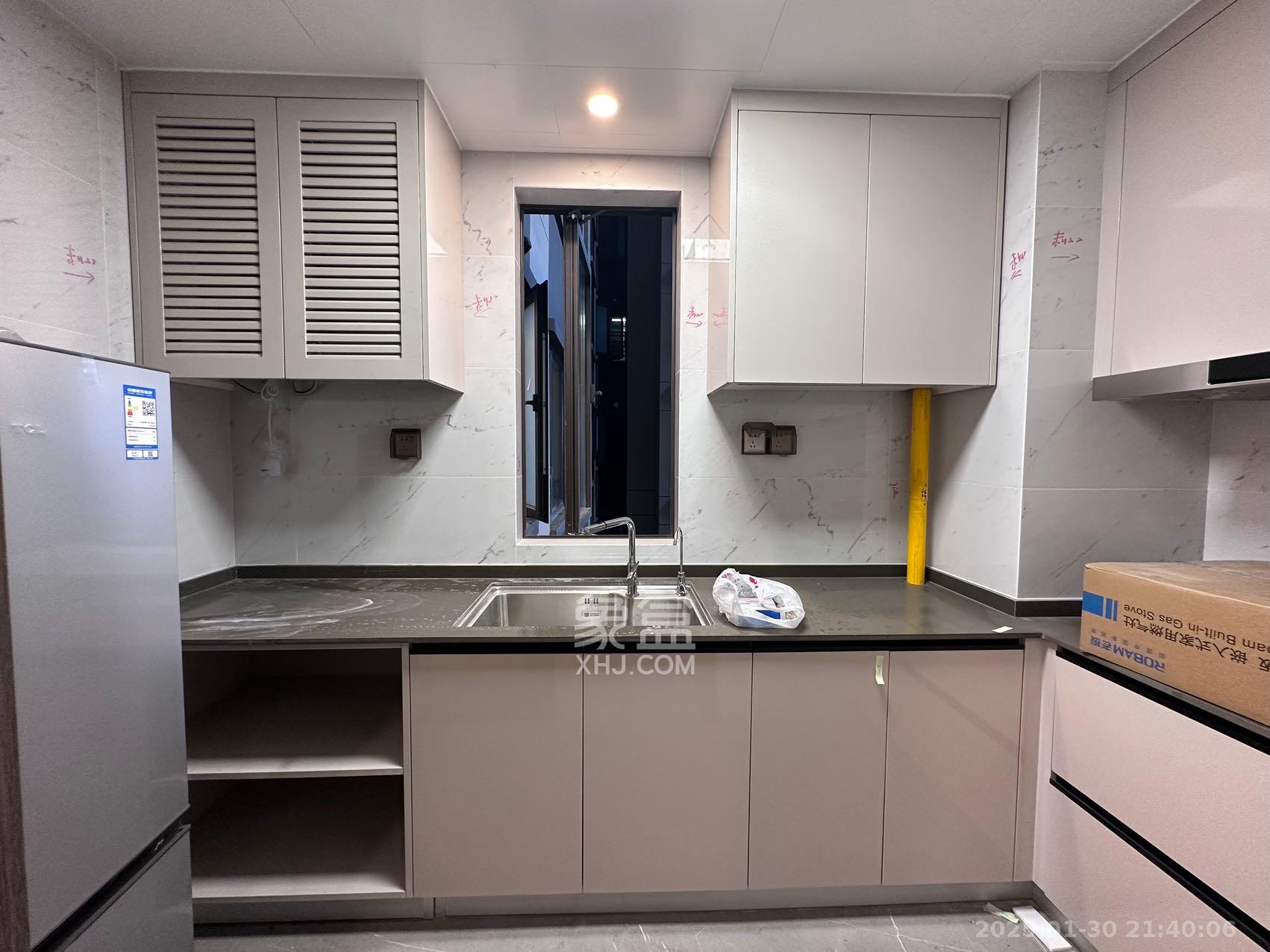 龙湖春江天玺 3室2厅2卫 3800.0元/月 龙湖春江天玺 3室2厅2卫 3800.0元/月室内图