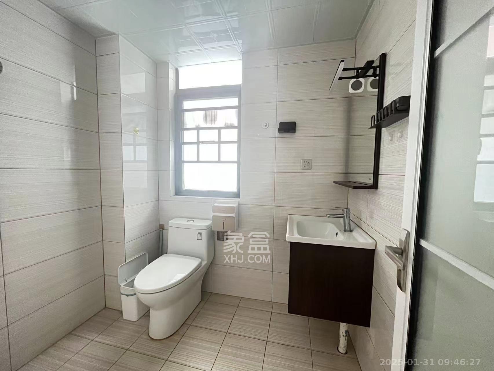 天翼花园(中国电信单位房) 4室2厅2卫 4800.0元/月 天翼花园(中国电信单位房) 4室2厅2卫 4800.0元/月室内图