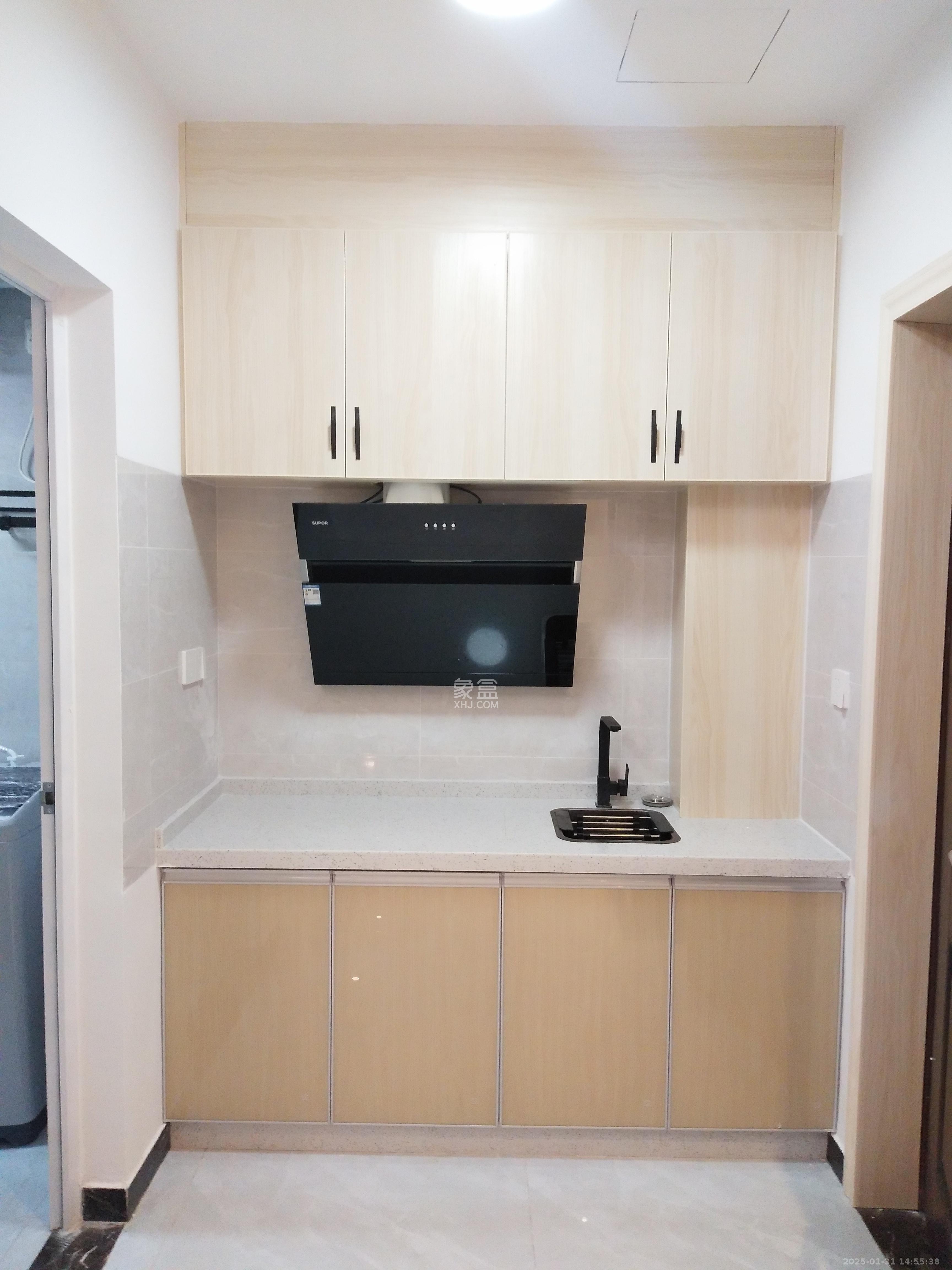 荣悦台 1室1厅1卫 2500.0元/月 荣悦台 1室1厅1卫 2500.0元/月室内图