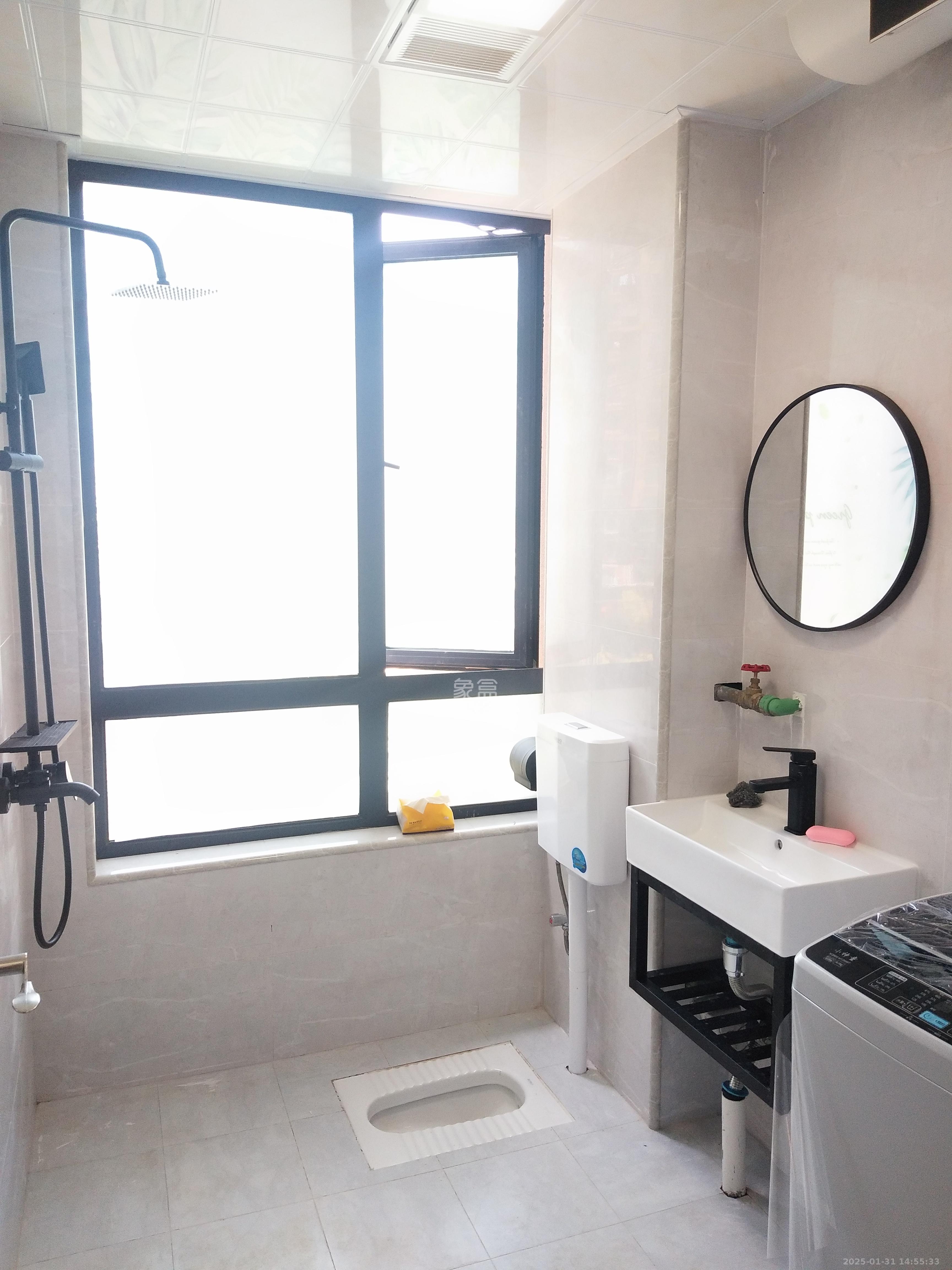 荣悦台 1室1厅1卫 2500.0元/月 荣悦台 1室1厅1卫 2500.0元/月室内图