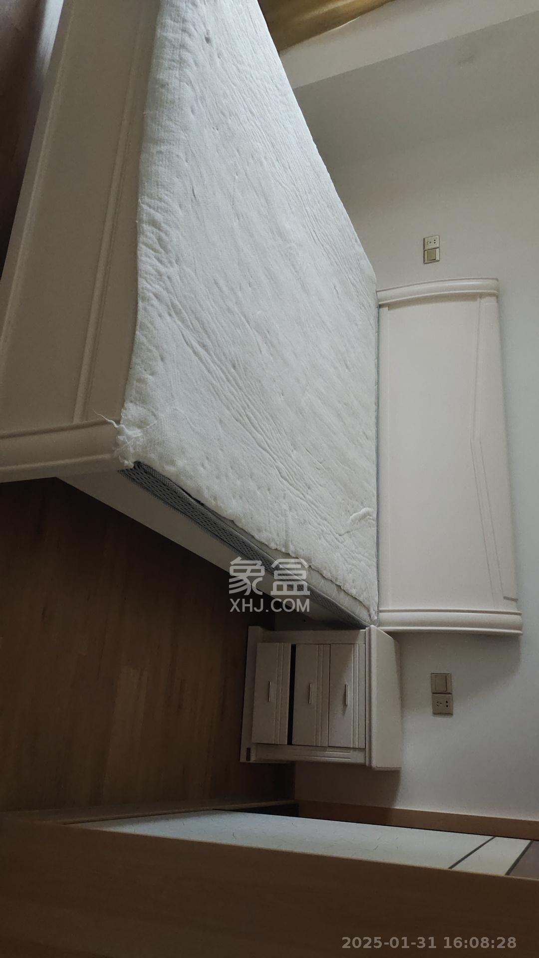 梅苑家园  3室2厅1卫   1800.00元/月室内图
