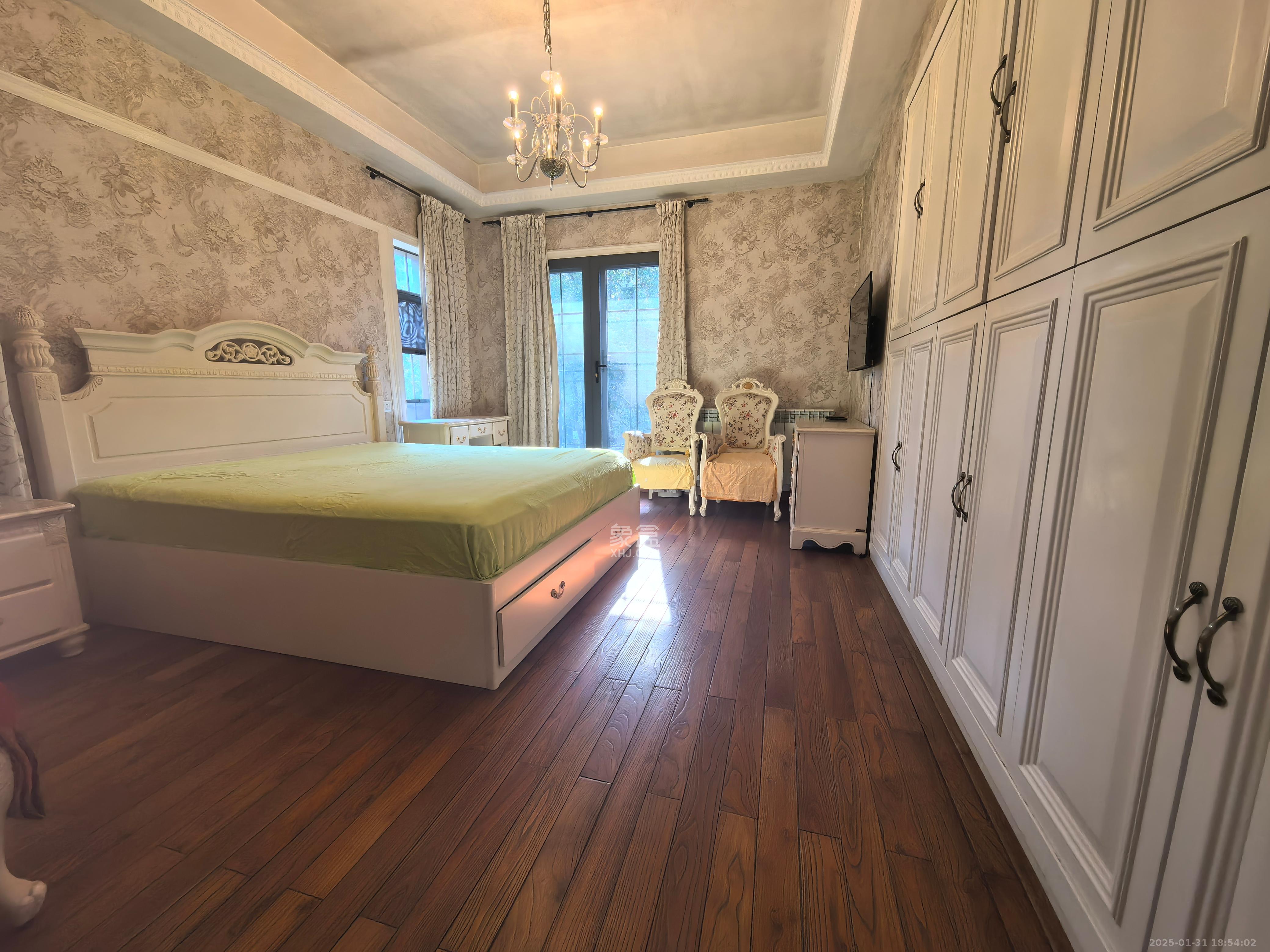 托斯卡纳洋房高层 3室2厅2卫 5200.0元/月 托斯卡纳洋房高层 3室2厅2卫 5200.0元/月室内图