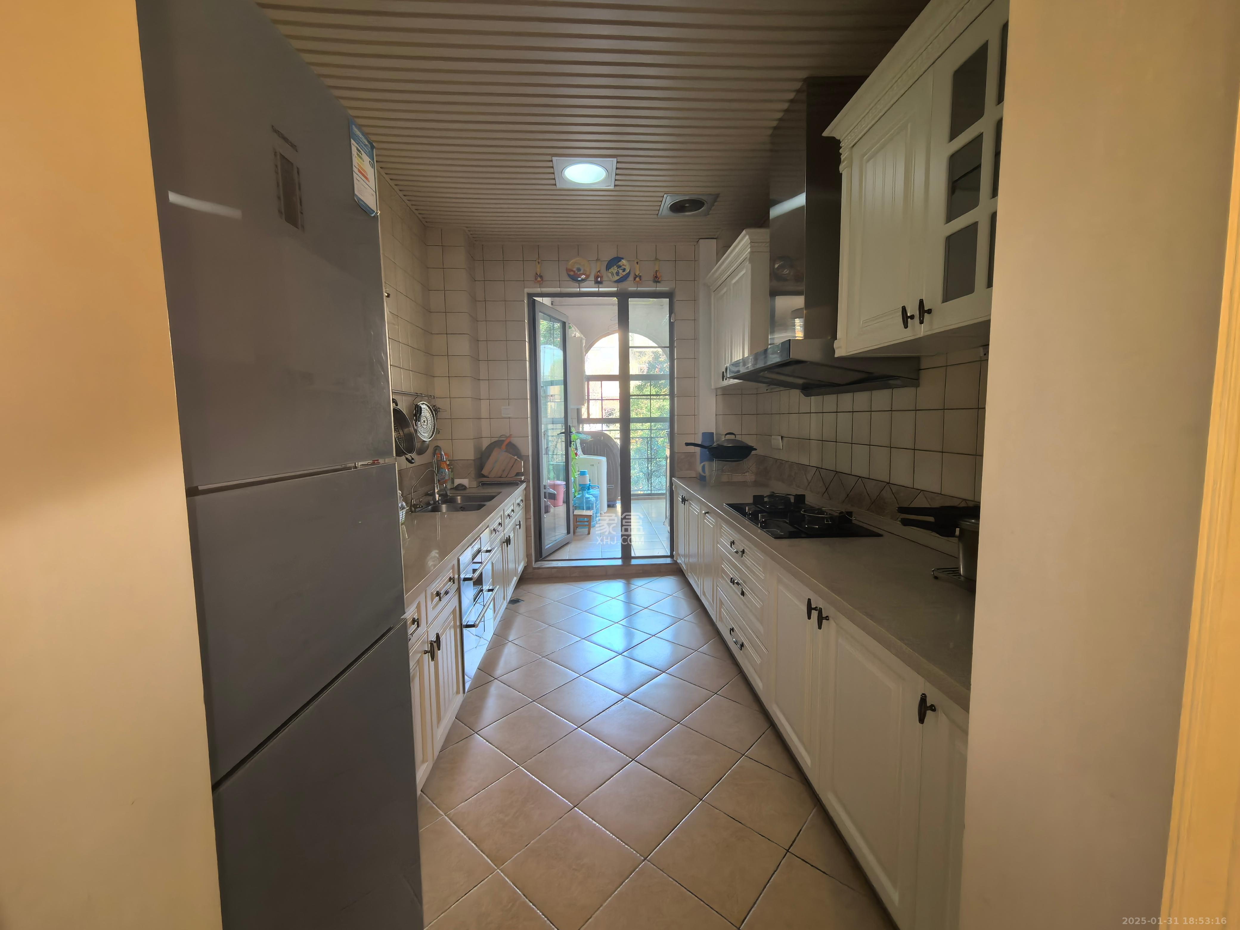 托斯卡纳洋房高层 3室2厅2卫 5200.0元/月 托斯卡纳洋房高层 3室2厅2卫 5200.0元/月室内图