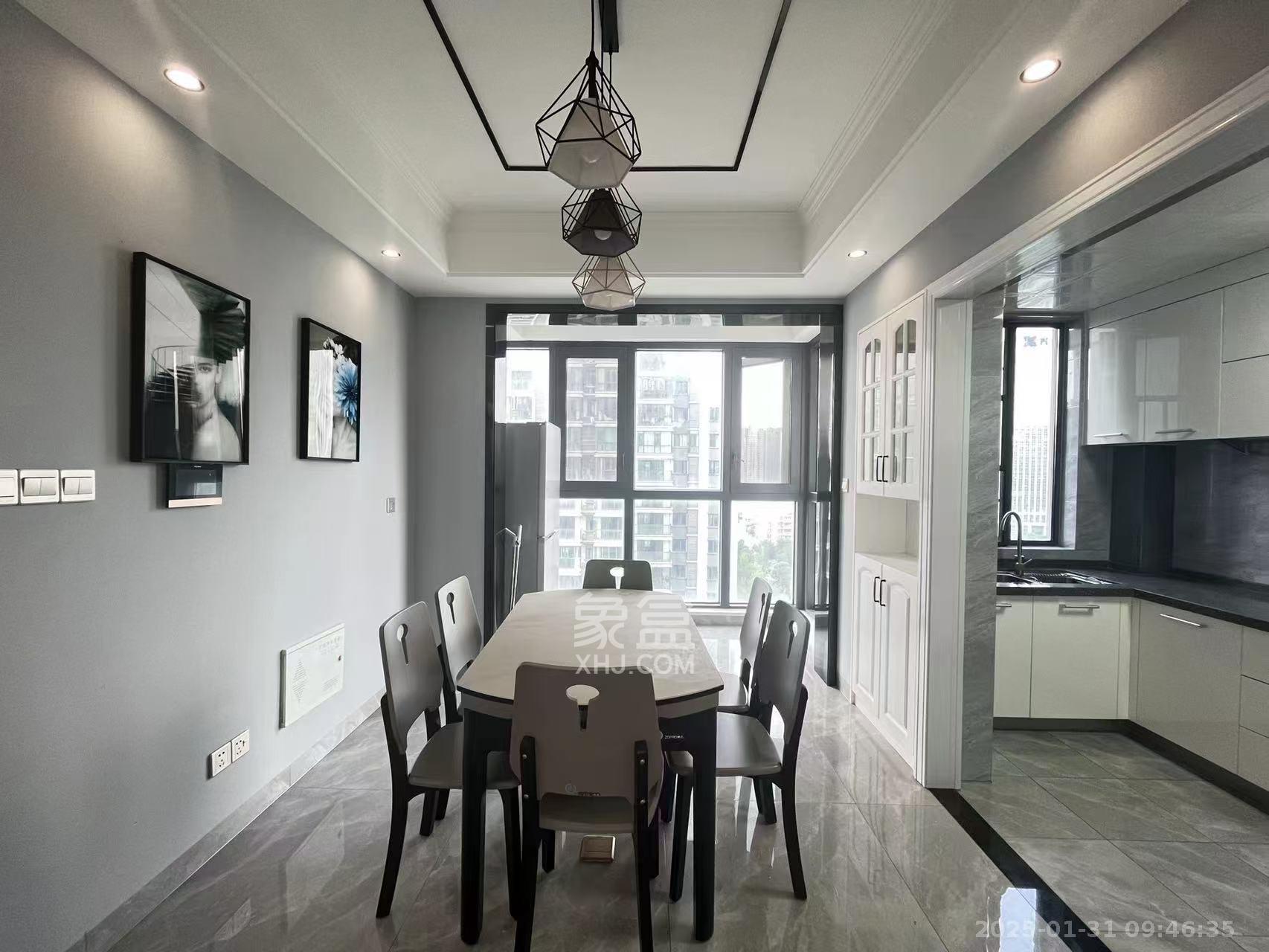 天翼花园(中国电信单位房) 4室2厅2卫 4800.0元/月 天翼花园(中国电信单位房) 4室2厅2卫 4800.0元/月室内图