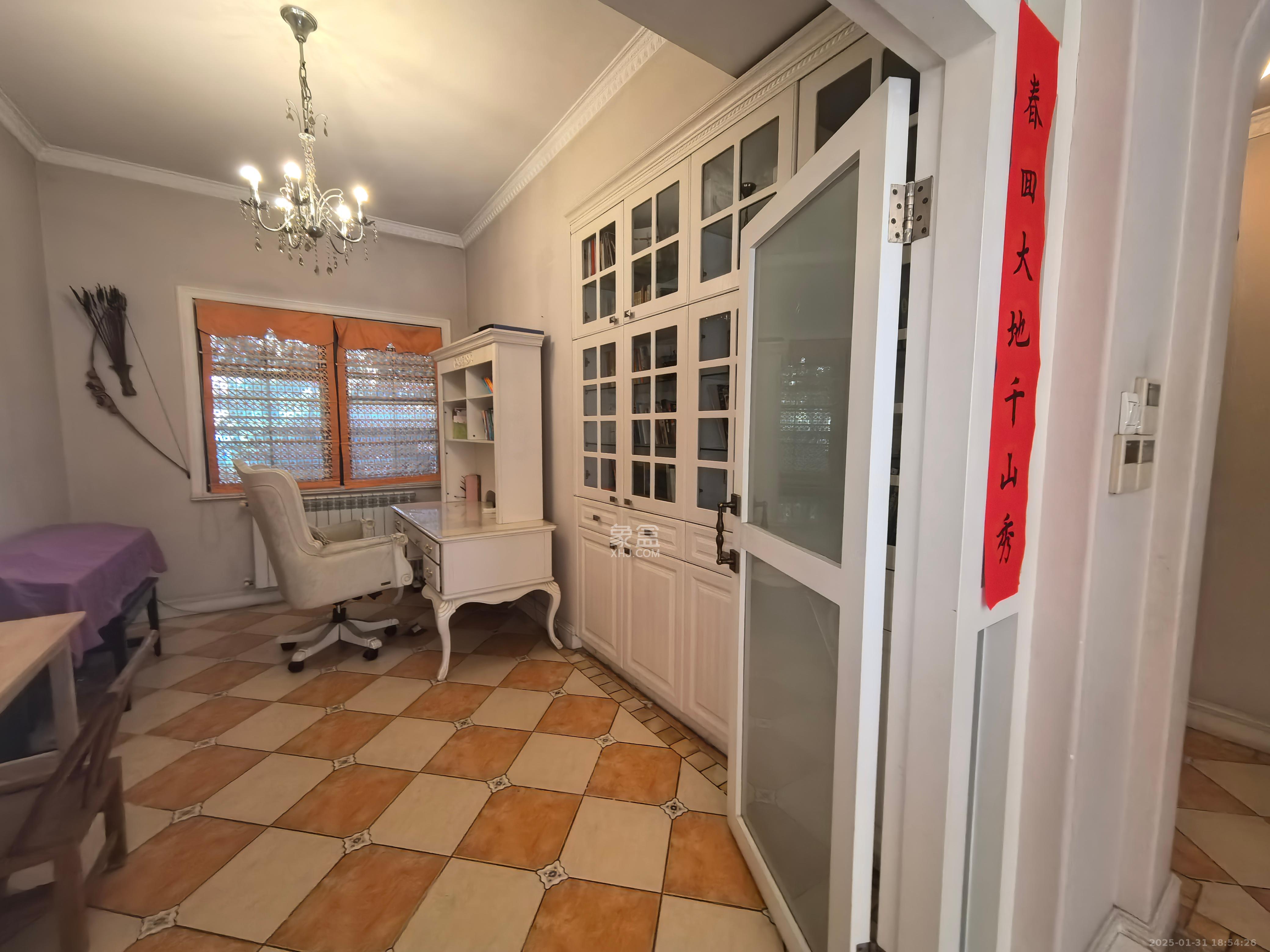 托斯卡纳洋房高层 3室2厅2卫 5200.0元/月 托斯卡纳洋房高层 3室2厅2卫 5200.0元/月室内图