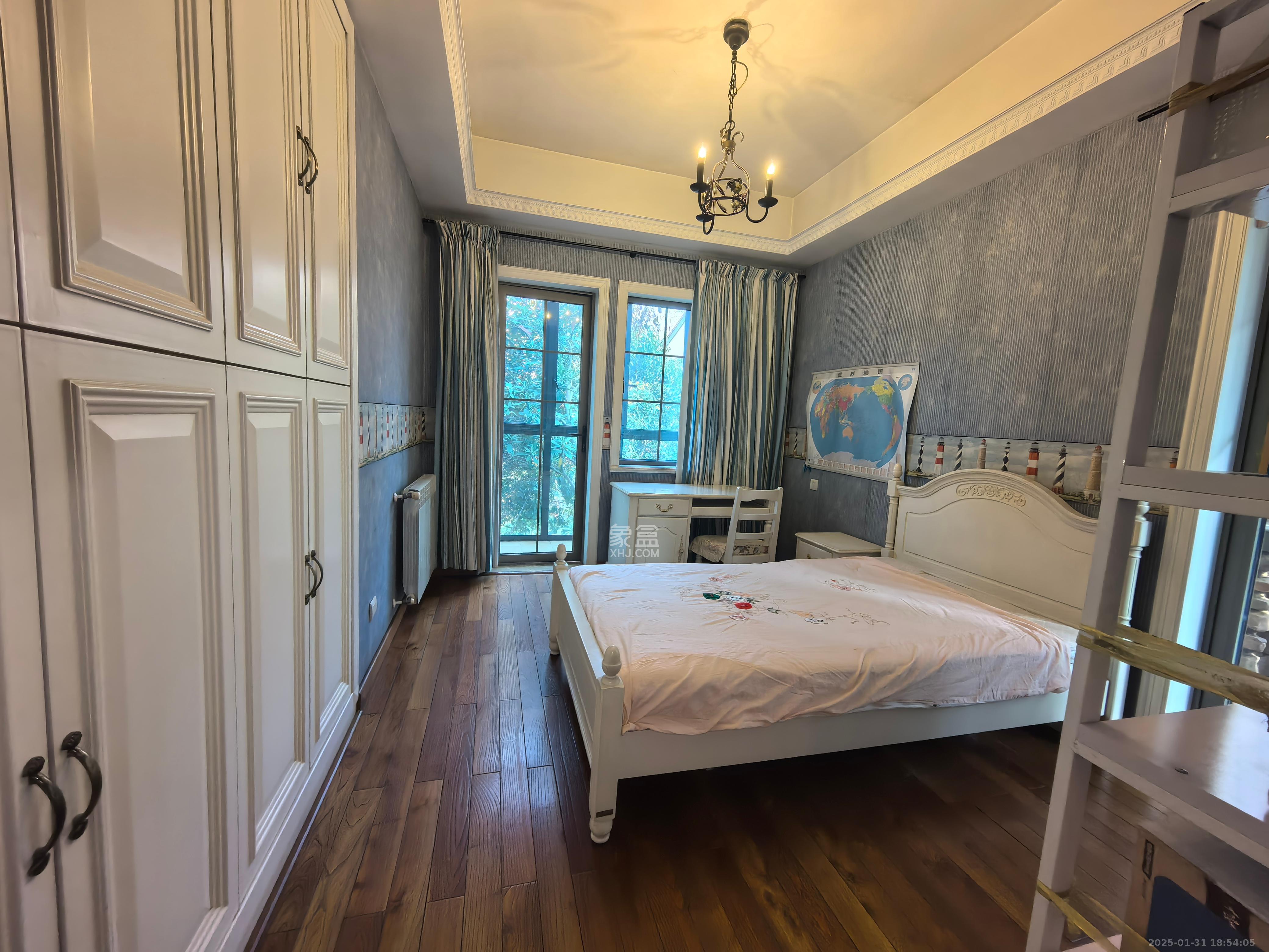 托斯卡纳洋房高层 3室2厅2卫 5200.0元/月 托斯卡纳洋房高层 3室2厅2卫 5200.0元/月室内图