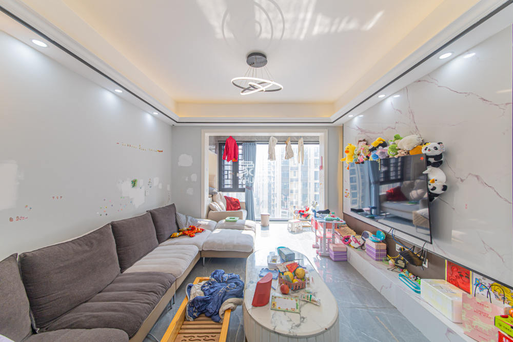 北辰中央公园DF区  3室2厅2卫    中间楼层