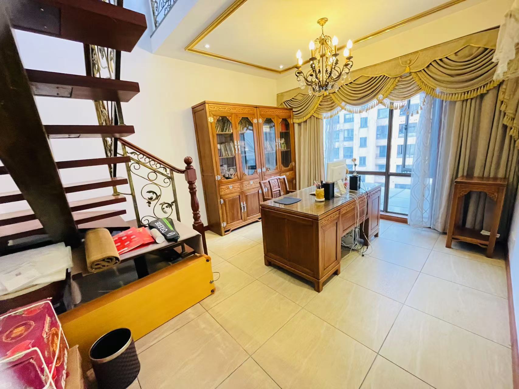 佳兆业金域天下一期  6室2厅2卫    120.0万 佳兆业金域天下一期  6室2厅2卫    120.0万室内图