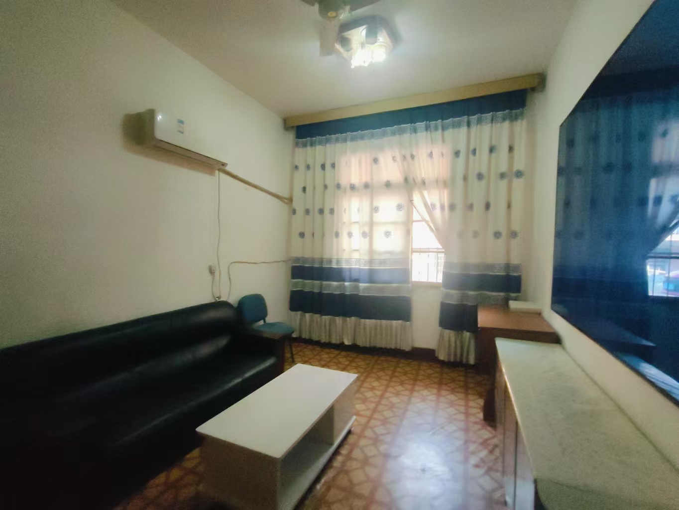 6415 2室2厅1卫 16.8万 6415 2室2厅1卫 16.8万室内图