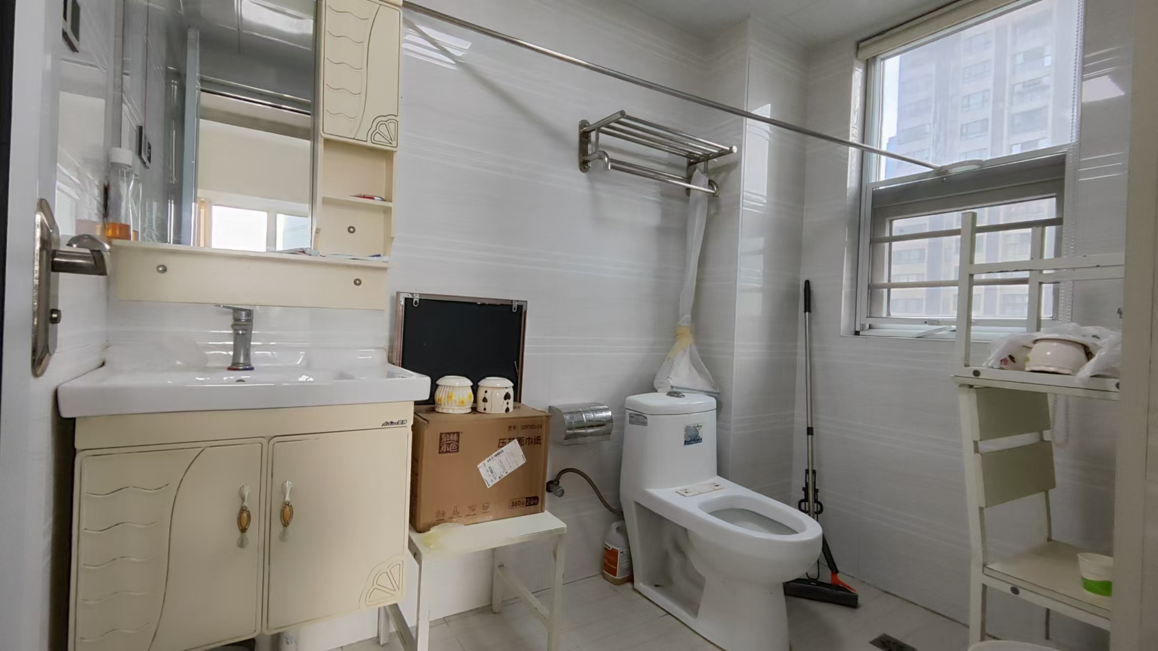 美的城四期 3室2厅2卫 50.8万 美的城四期 3室2厅2卫 50.8万室内图