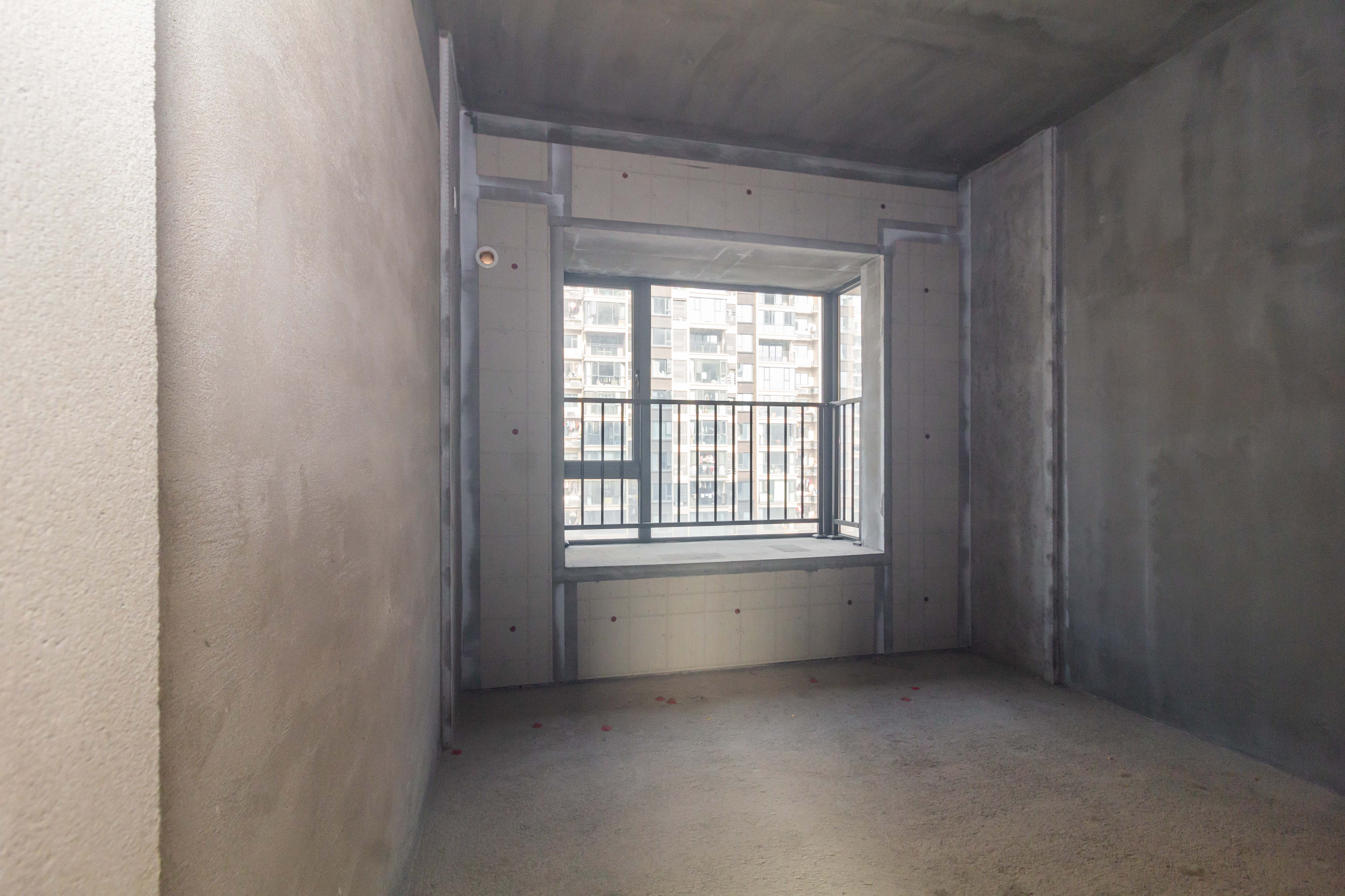 日盛湖湘花苑 3室2厅2卫 102.8万 日盛湖湘花苑 3室2厅2卫 102.8万卧室