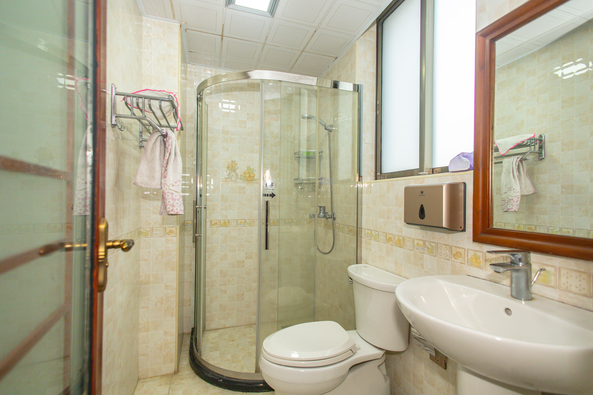 碧桂园威尼斯城 5室2厅5卫 389.98万 碧桂园威尼斯城 5室2厅5卫 389.98万卫生间