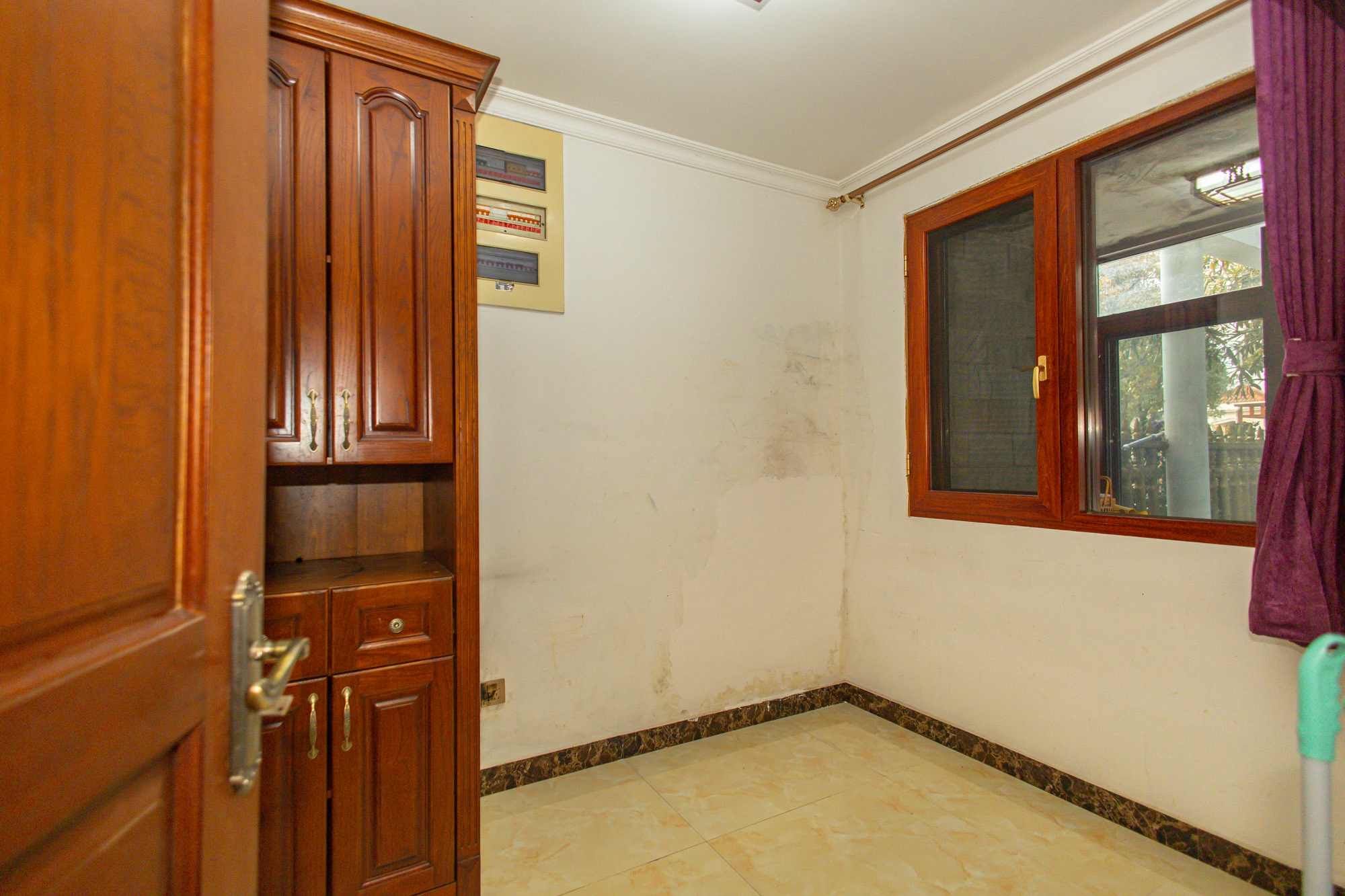 碧桂园威尼斯城 5室2厅5卫 389.98万 碧桂园威尼斯城 5室2厅5卫 389.98万卧室