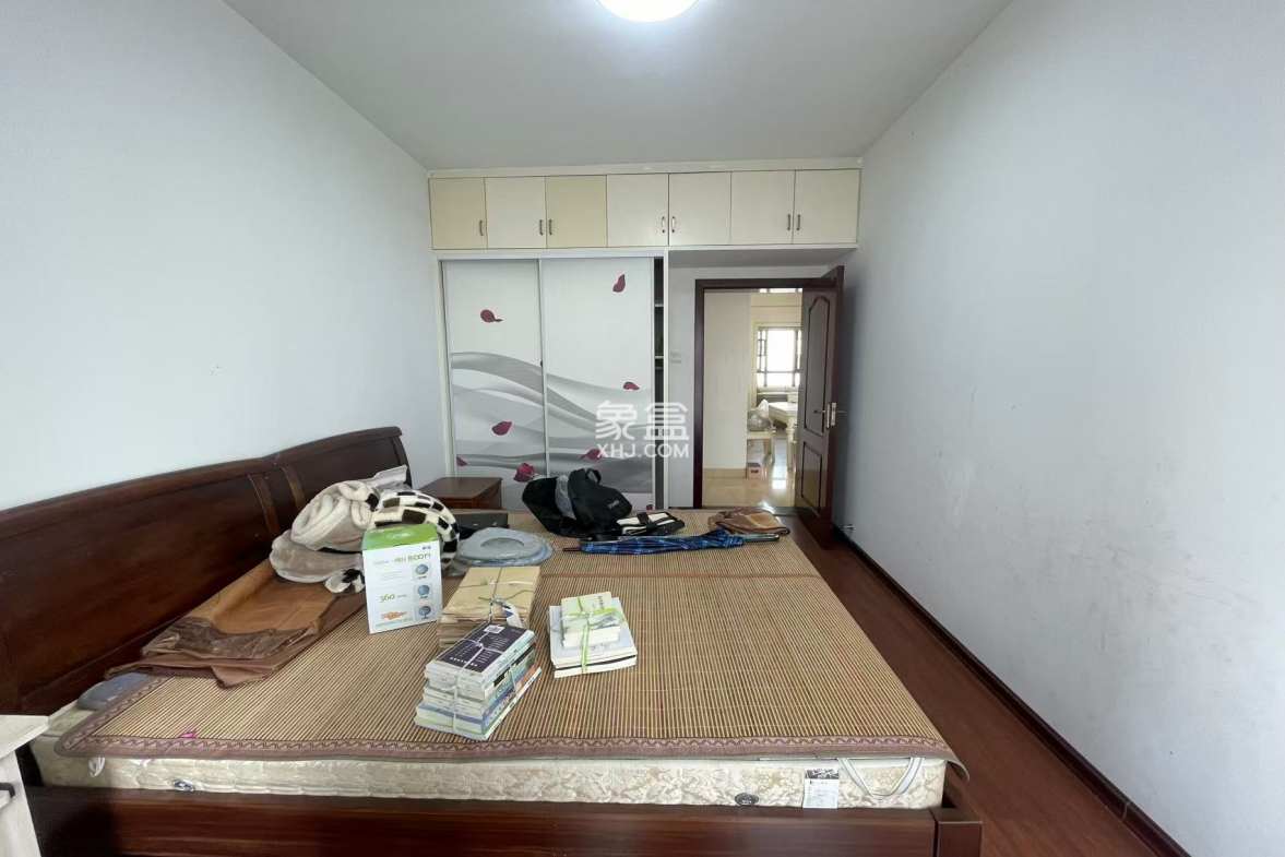 佳兆业金域天下二期 3室2厅2卫 48.0万 佳兆业金域天下二期 3室2厅2卫 48.0万室内图