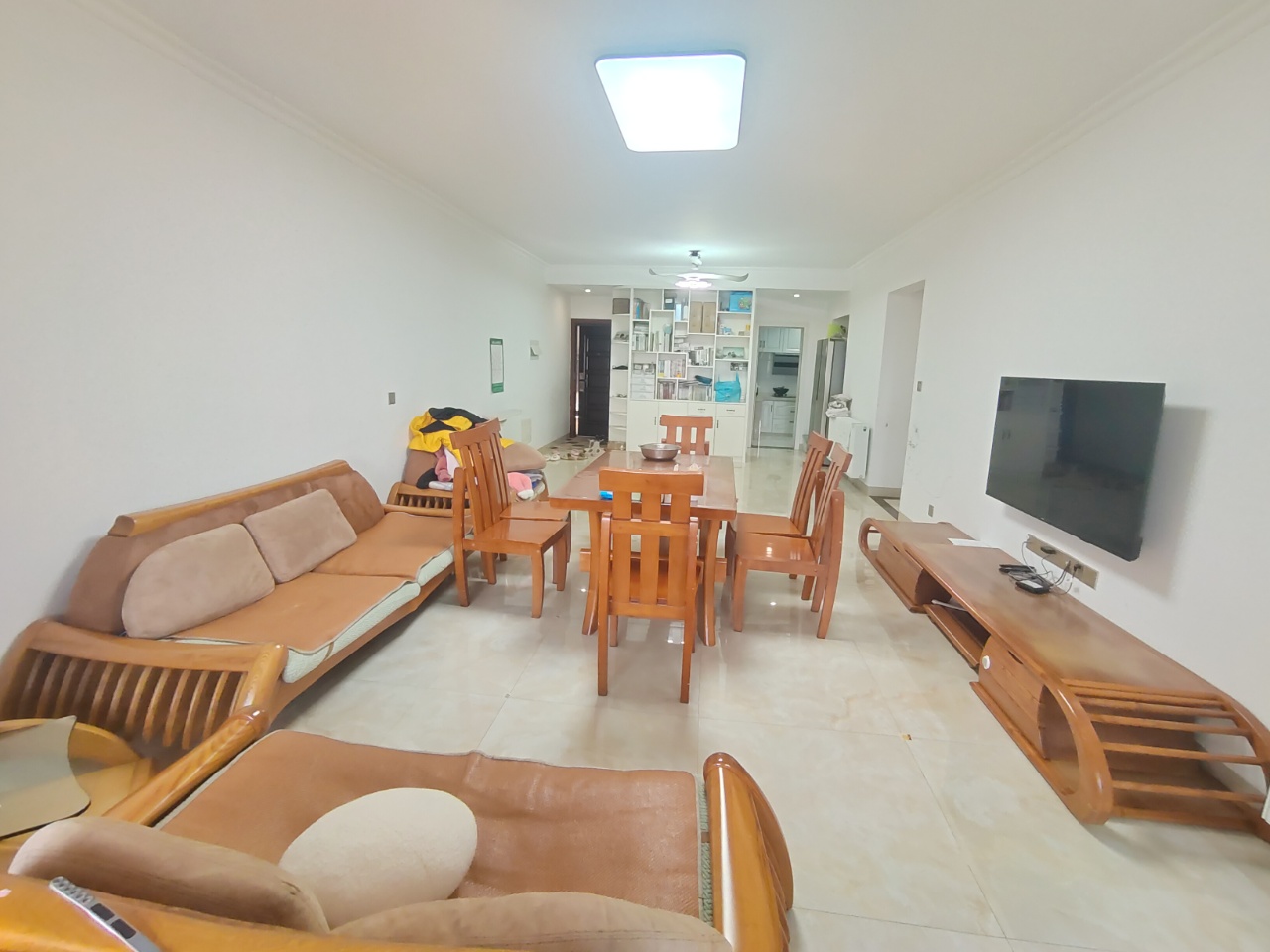 天泰喜梅小区  4室2厅2卫    66.0万 天泰喜梅小区  4室2厅2卫    66.0万室内图