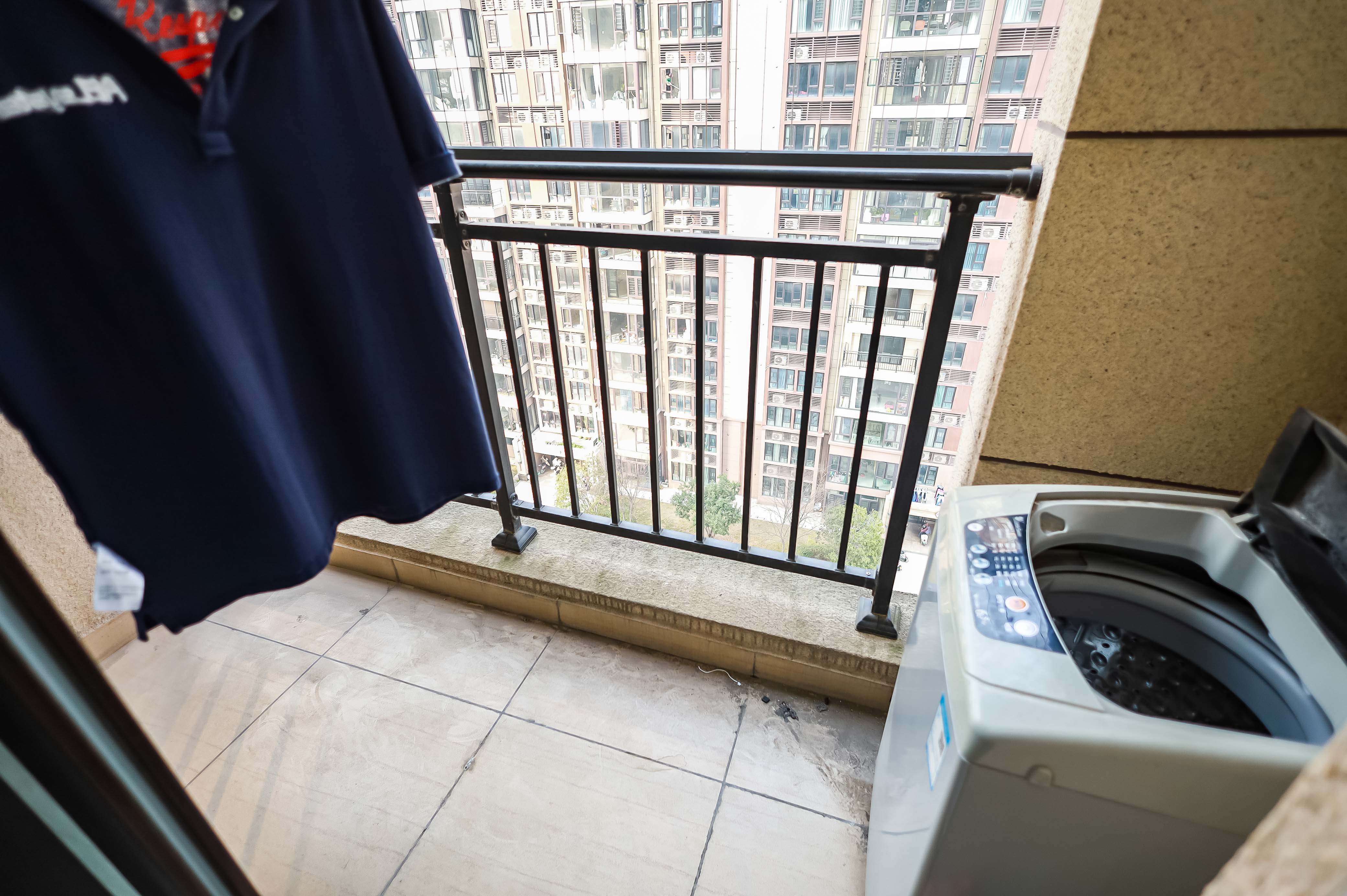 碧桂园荟隽棠  4室2厅1卫   148.00万阳台