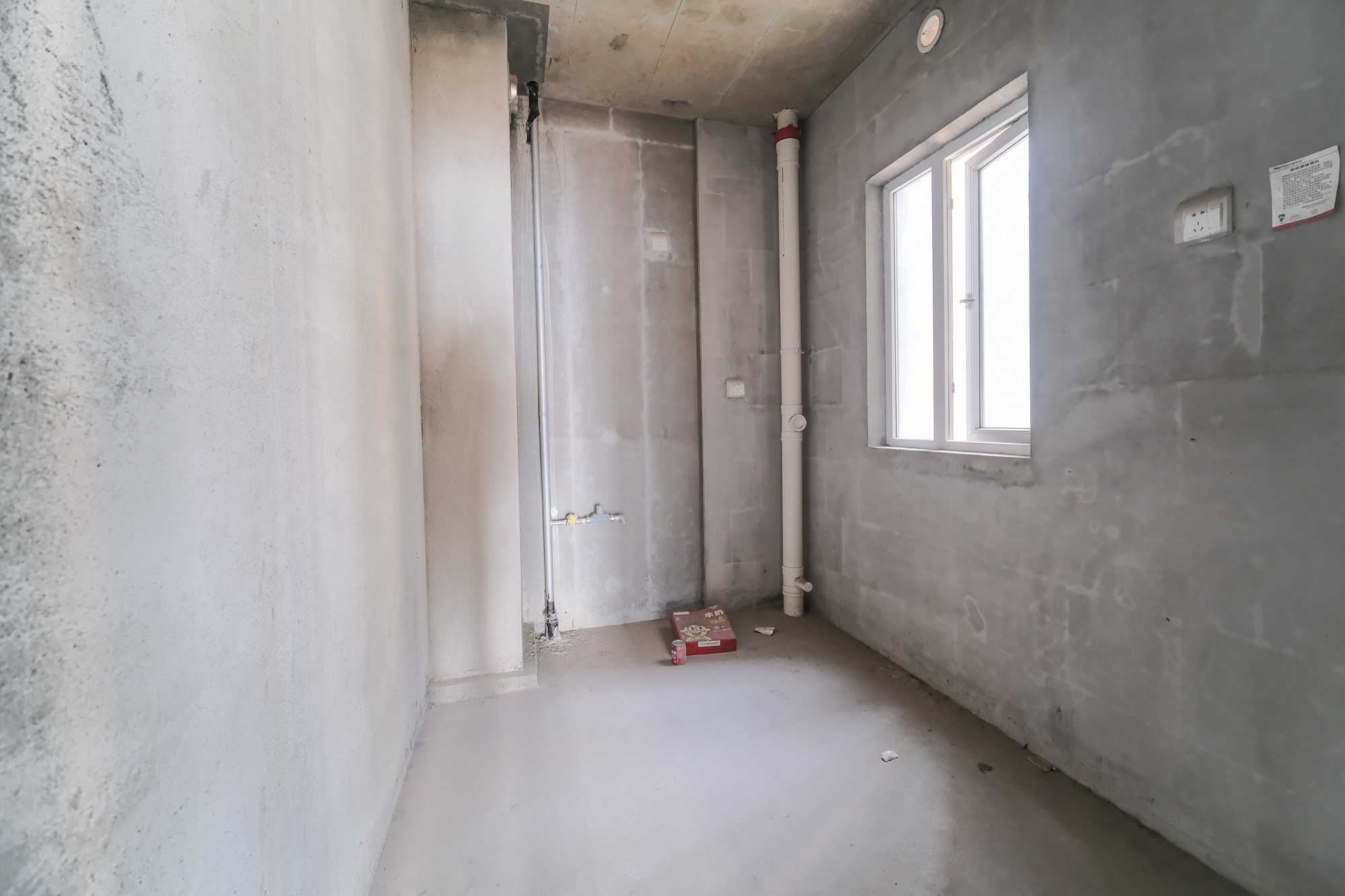 荣盛花语城 3室2厅2卫 85.0万 荣盛花语城 3室2厅2卫 85.0万厨房