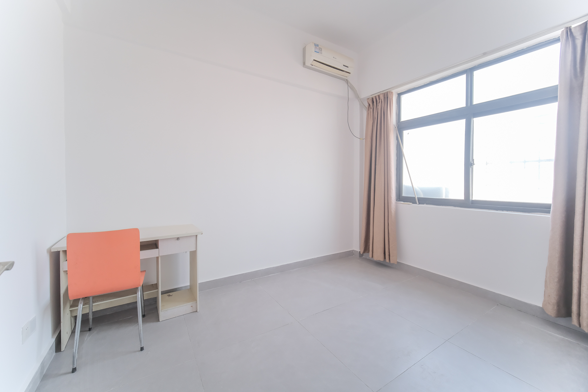 红树湾 3室2厅2卫 62.8万 红树湾 3室2厅2卫 62.8万卧室