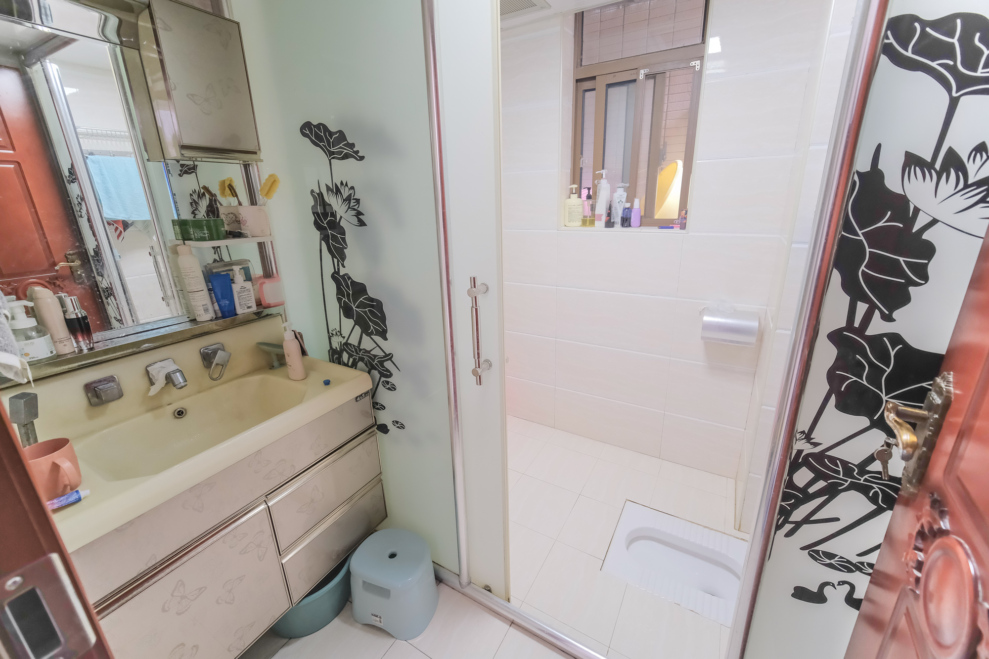 四季星城  2室2厅1卫    56.8万 四季星城  2室2厅1卫    56.8万卫生间