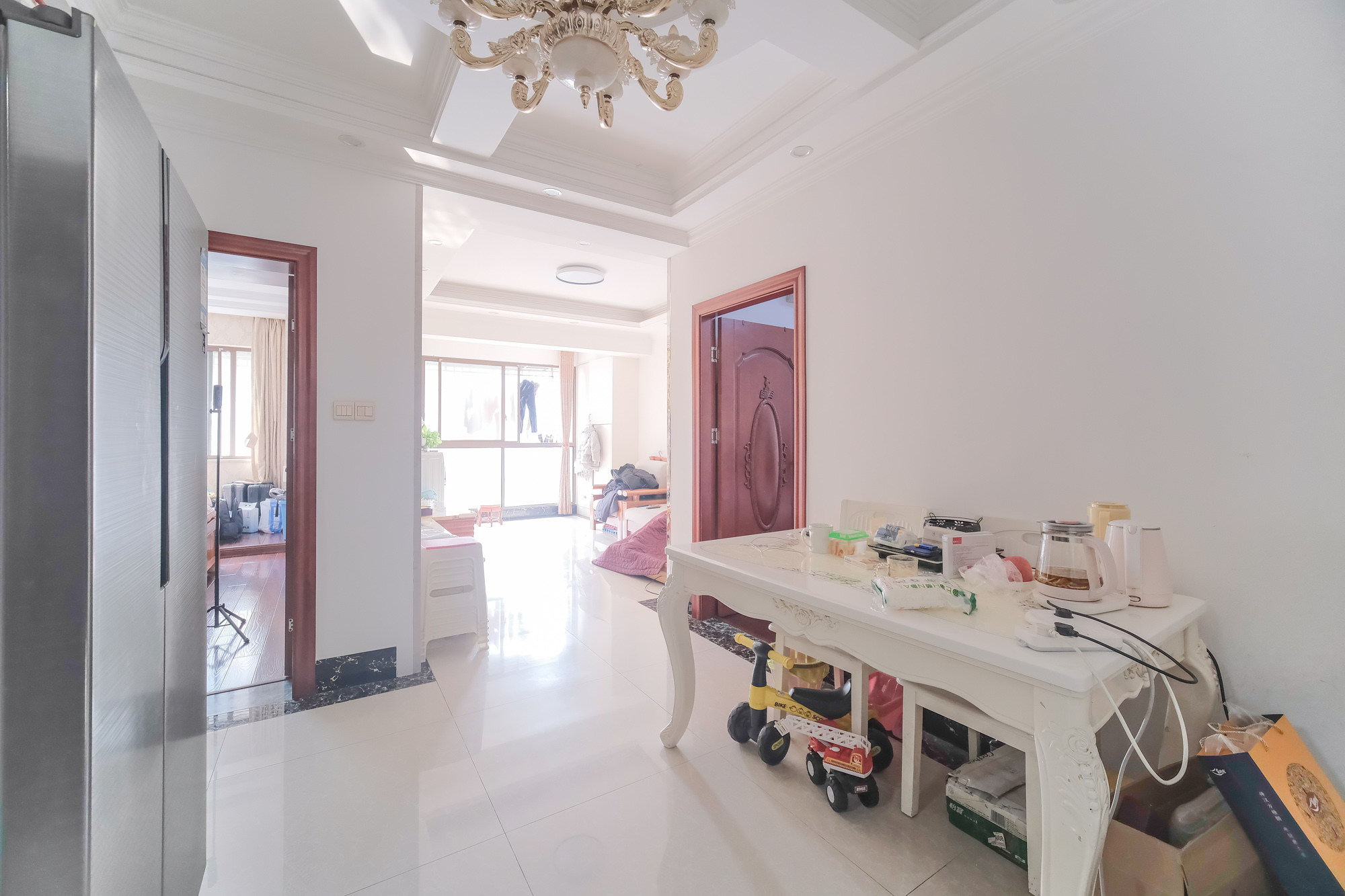 四季星城  2室2厅1卫    56.8万 四季星城  2室2厅1卫    56.8万客厅