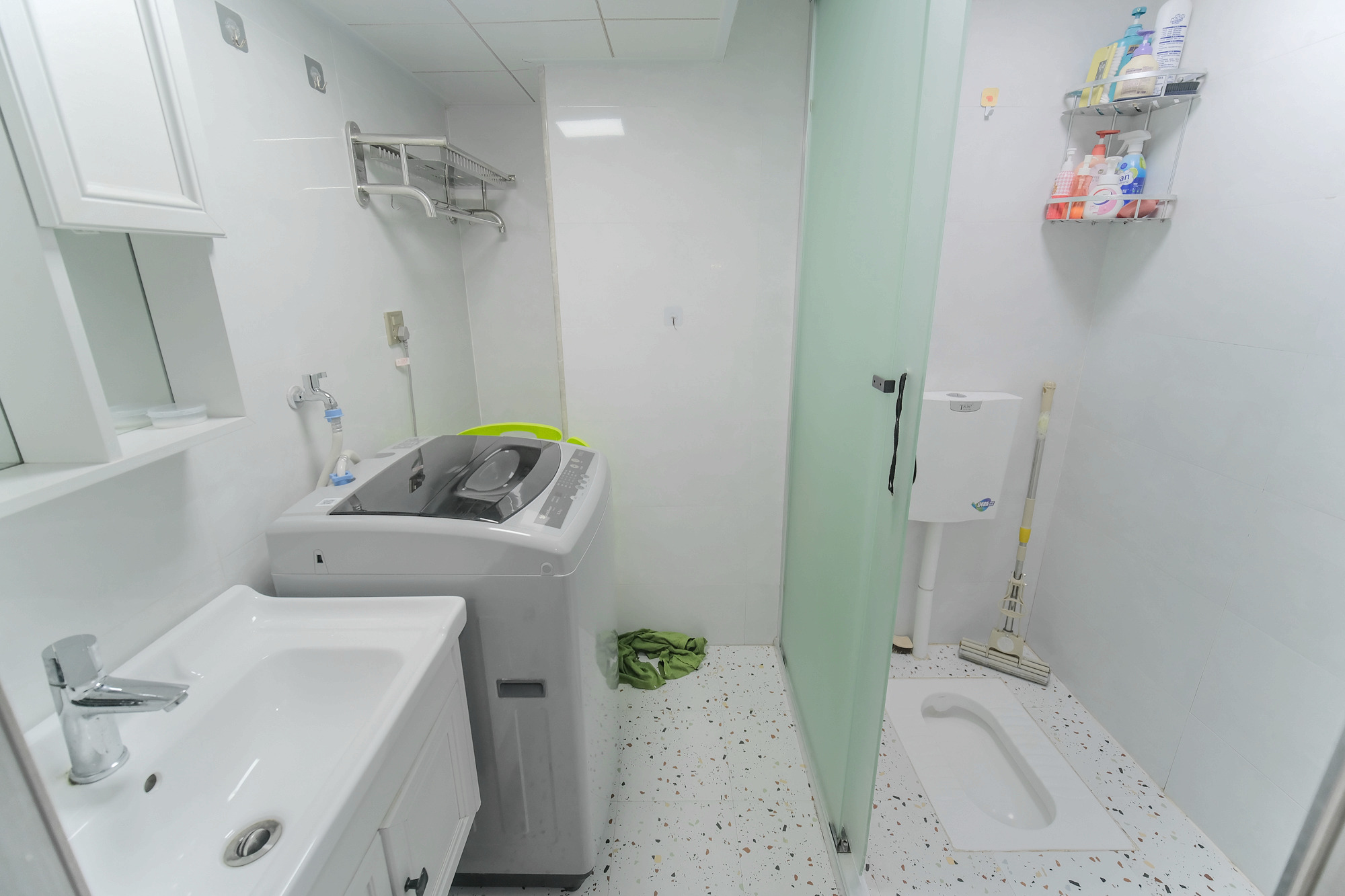 艾美潇湘  2室1厅1卫    26.8万 艾美潇湘  2室1厅1卫    26.8万卫生间