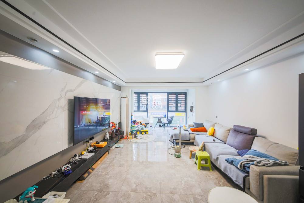 长沙欧洲城  4室2厅2卫    185.0万