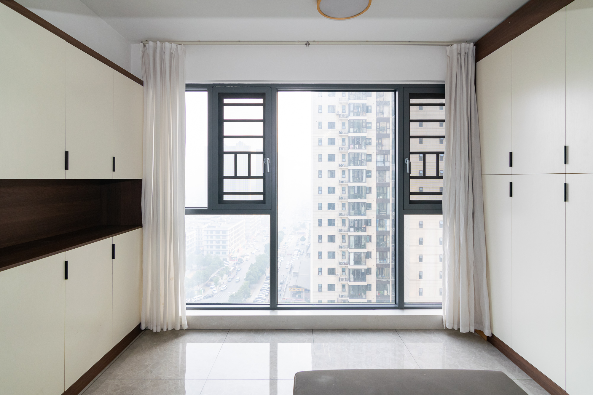 新华联梦想城  4室2厅2卫    115.0万阳台