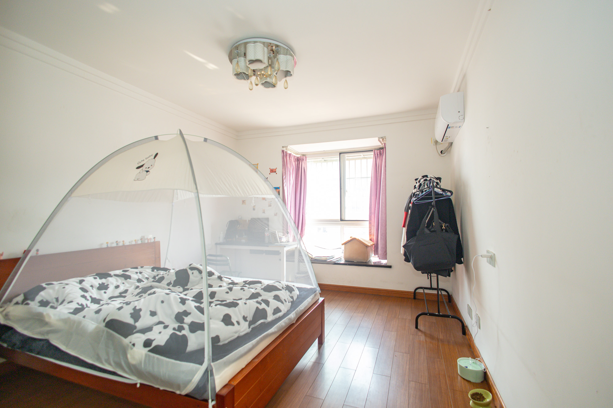 晶华美地 5室2厅2卫 140.0万 晶华美地 5室2厅2卫 140.0万卧室