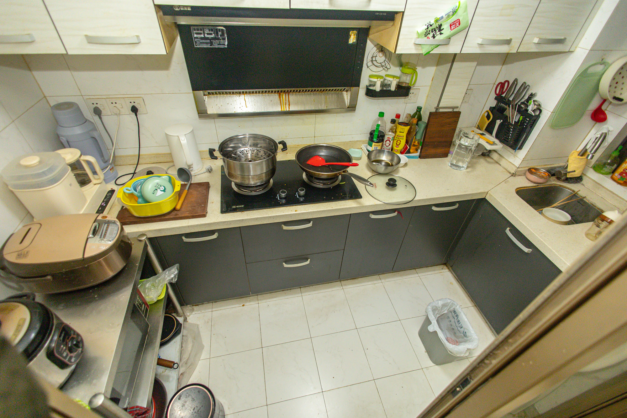 新长海广场 3室2厅1卫 43.8万 新长海广场 3室2厅1卫 43.8万厨房