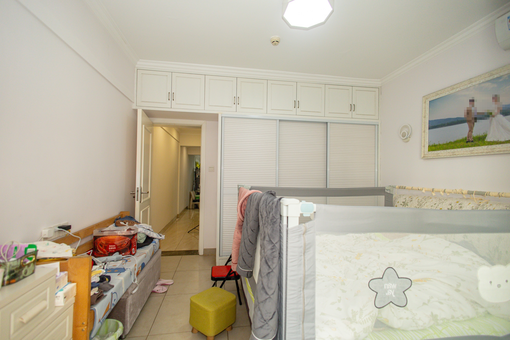 新长海广场 3室2厅1卫 43.8万 新长海广场 3室2厅1卫 43.8万卧室