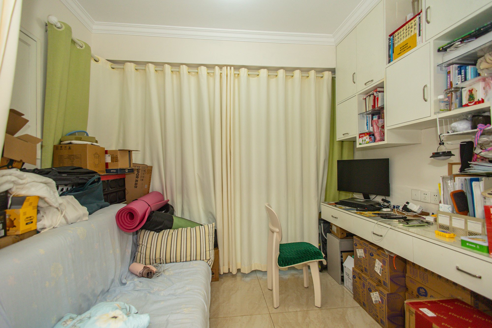 新长海广场 3室2厅1卫 43.8万 新长海广场 3室2厅1卫 43.8万卧室