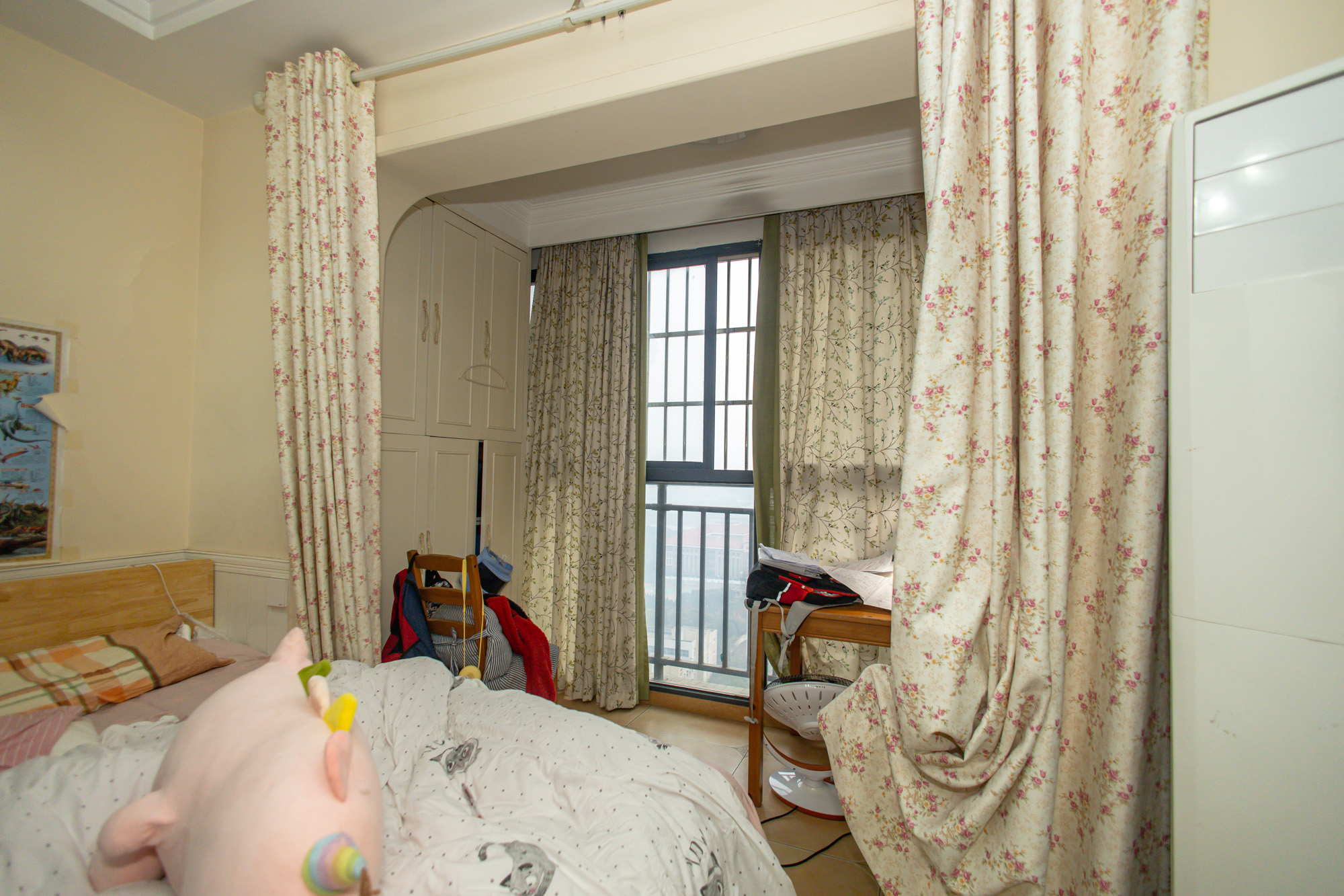 星电恬园  1室1厅1卫    80.0万 星电恬园  1室1厅1卫    80.0万阳台