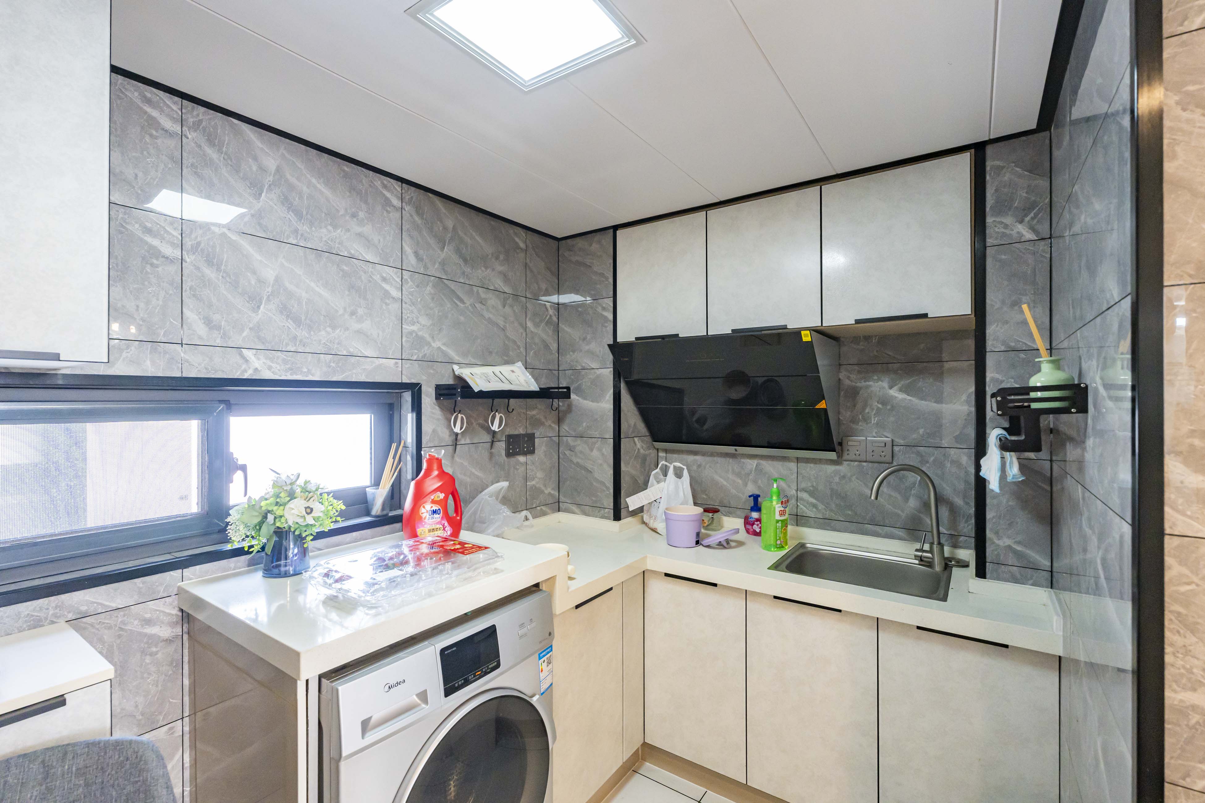 弘坤云寓 1室1厅1卫 58.0万 弘坤云寓 1室1厅1卫 58.0万厨房