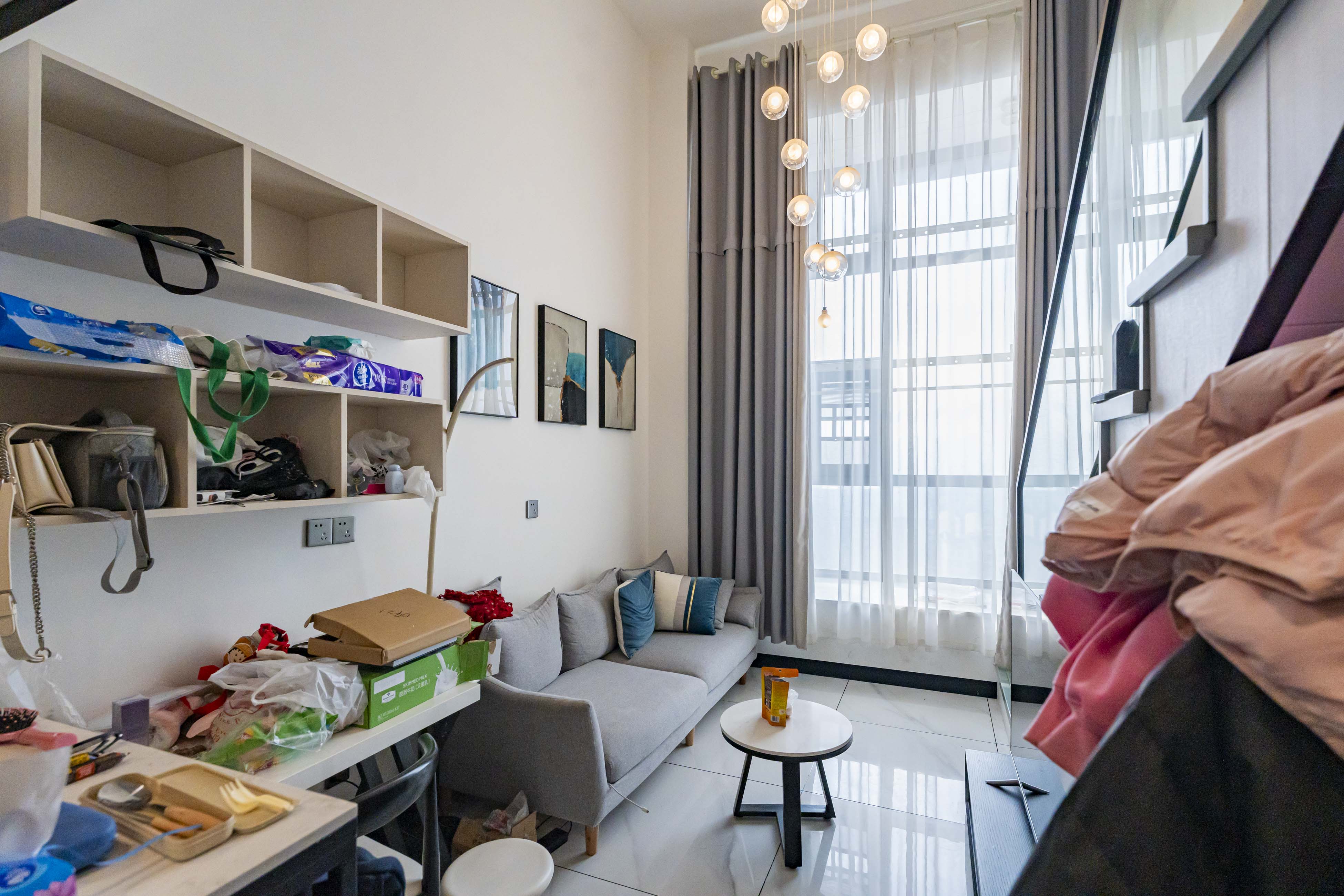 弘坤云寓 1室1厅1卫 58.0万 弘坤云寓 1室1厅1卫 58.0万客厅