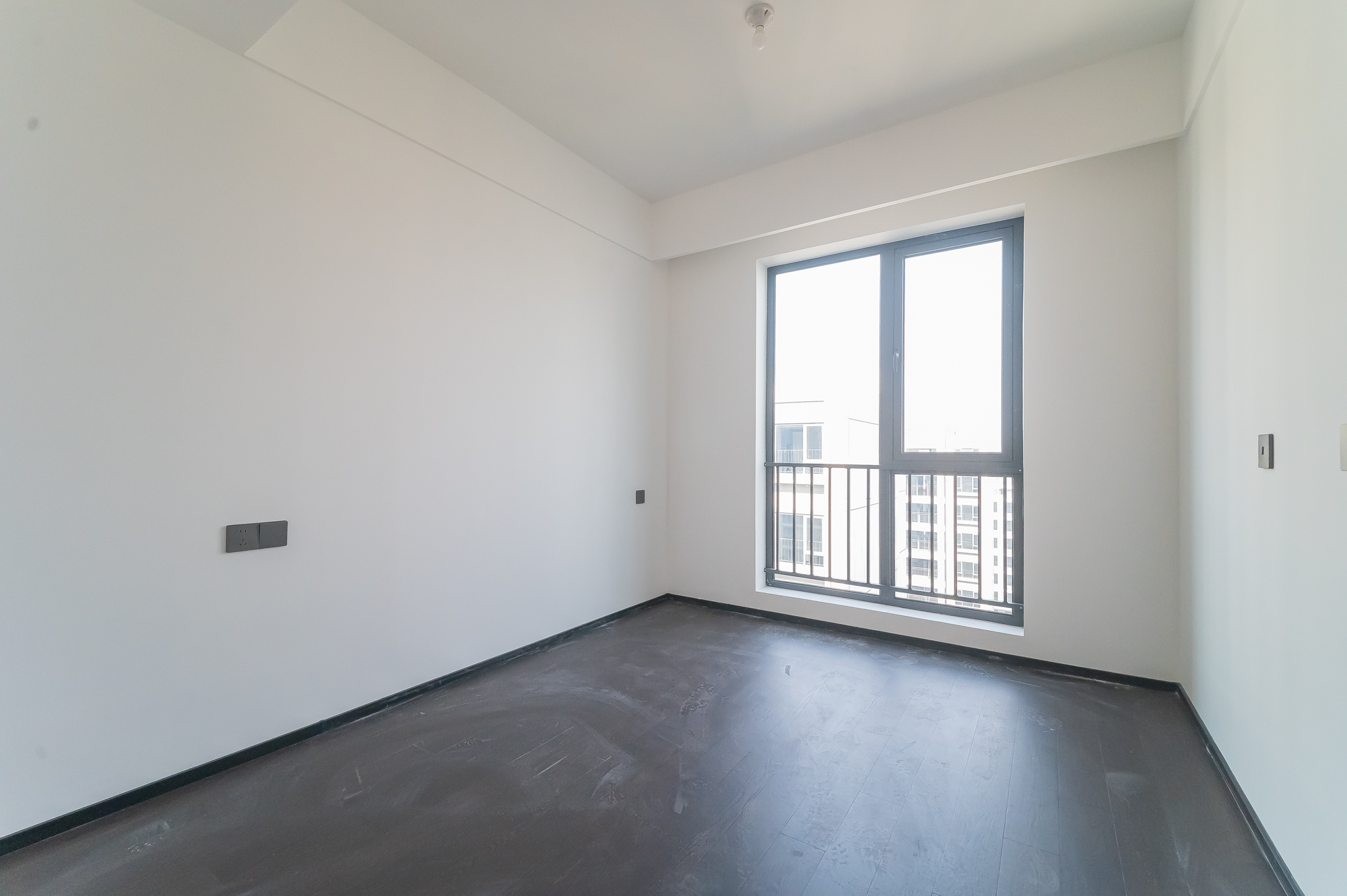 万科松湖天地 4室2厅2卫 158.0万 万科松湖天地 4室2厅2卫 158.0万卧室