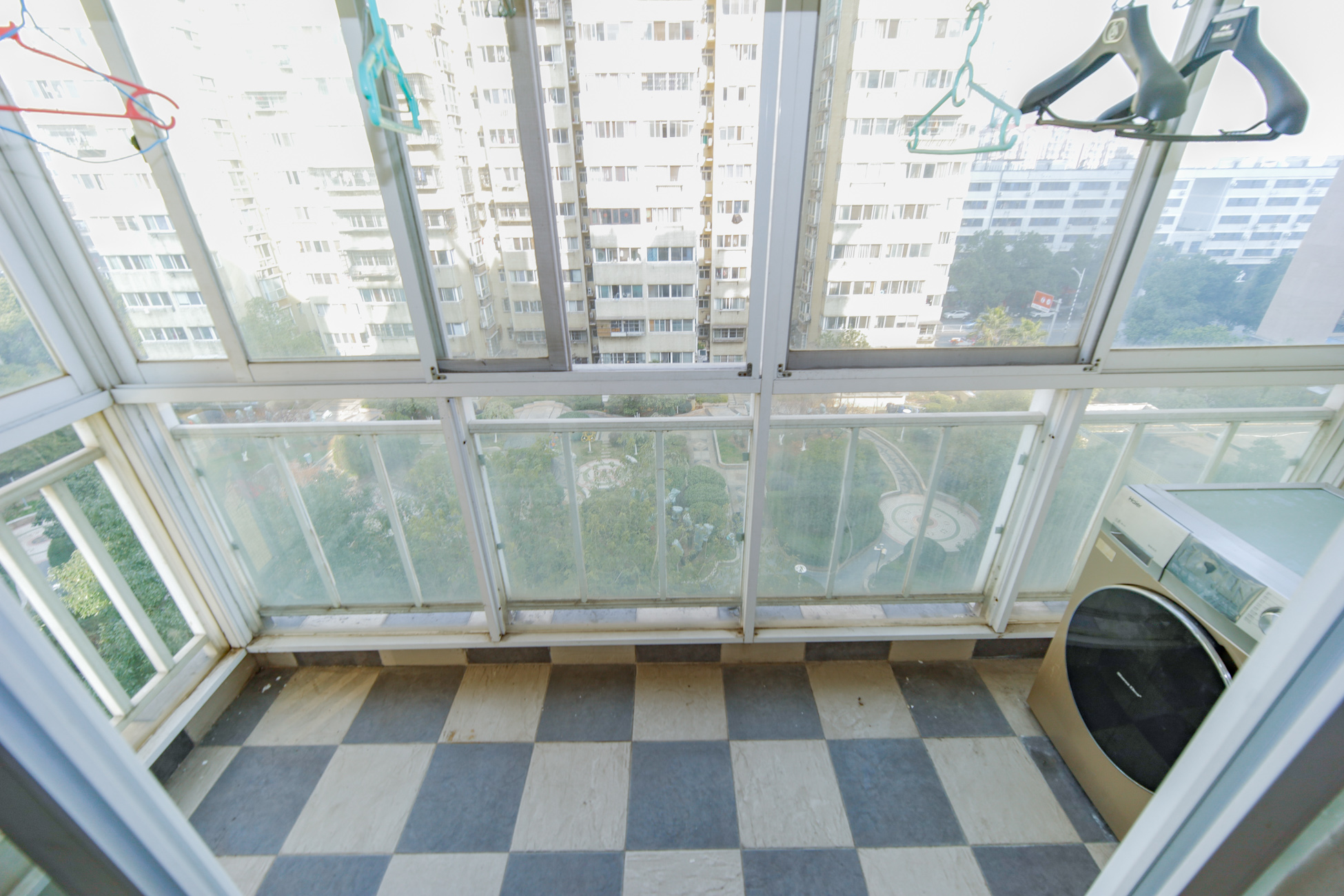 星语林名园 3室2厅2卫 82.0万 星语林名园 3室2厅2卫 82.0万阳台